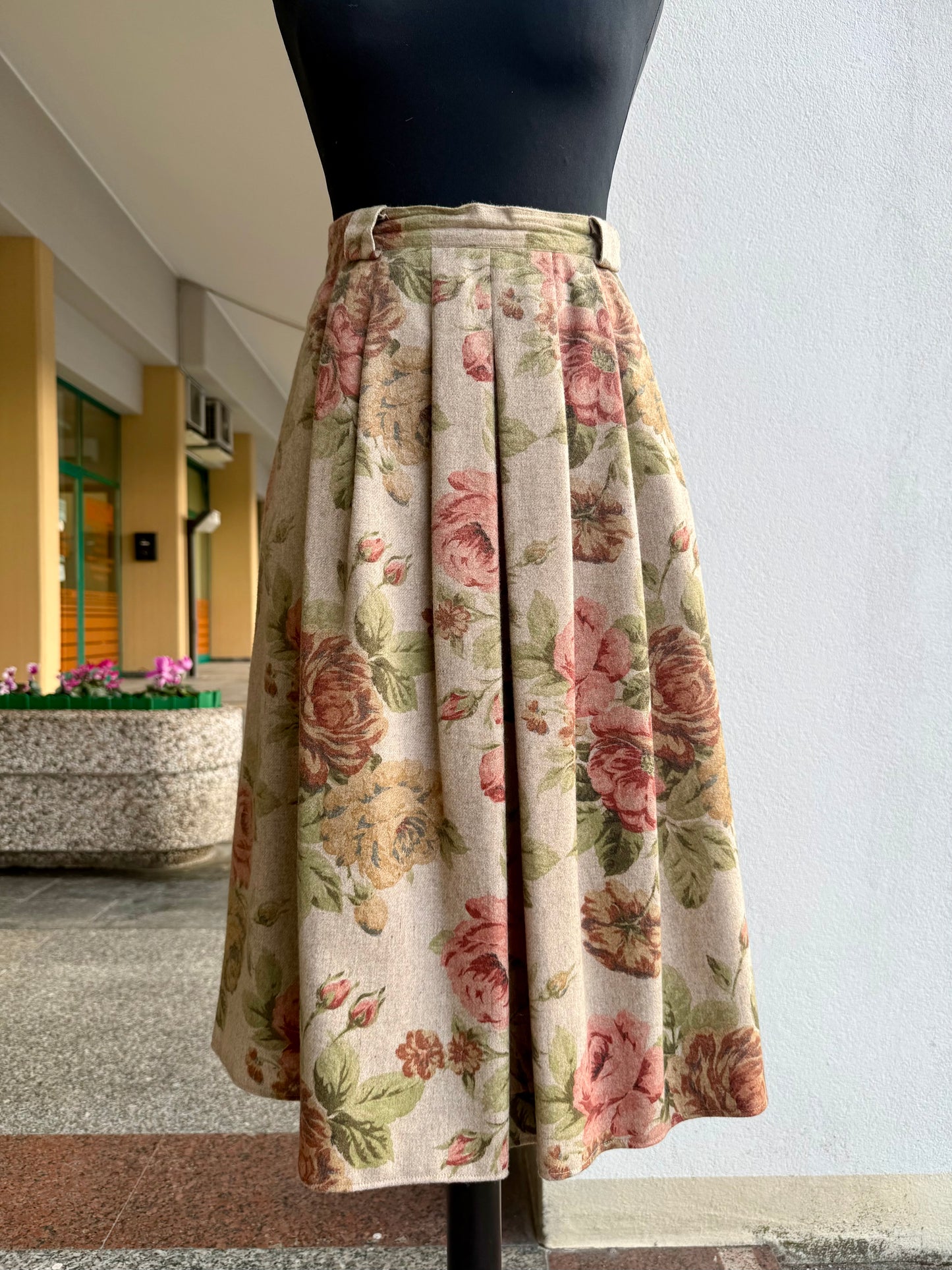 Tailleur tirolese con stampa floreale - TG. 46
