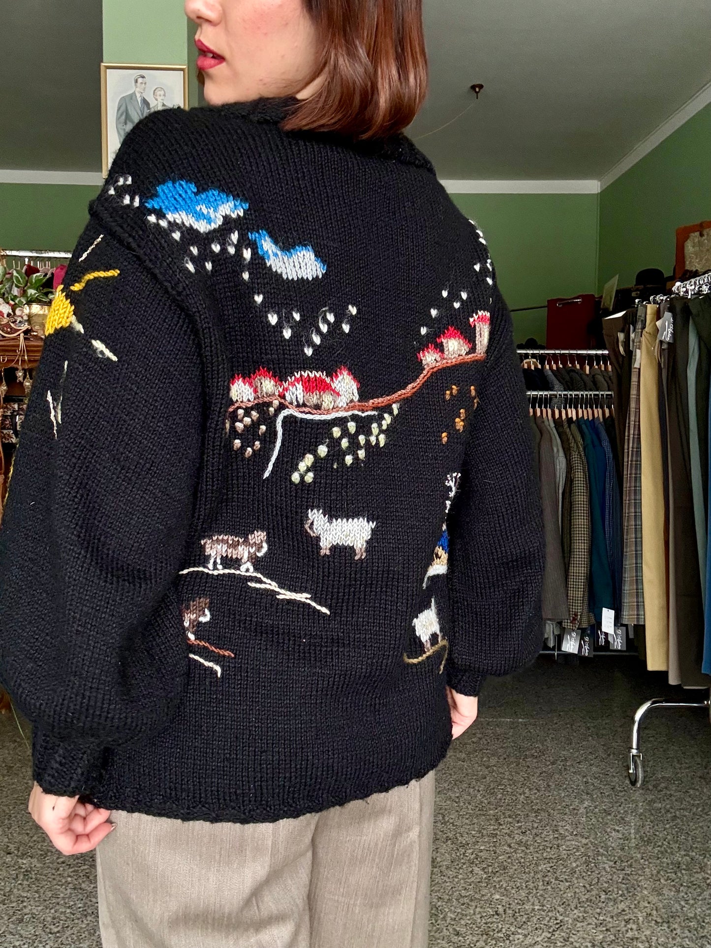 Cardigan tirolese con ricami scene di montagna - TG. 44 circa