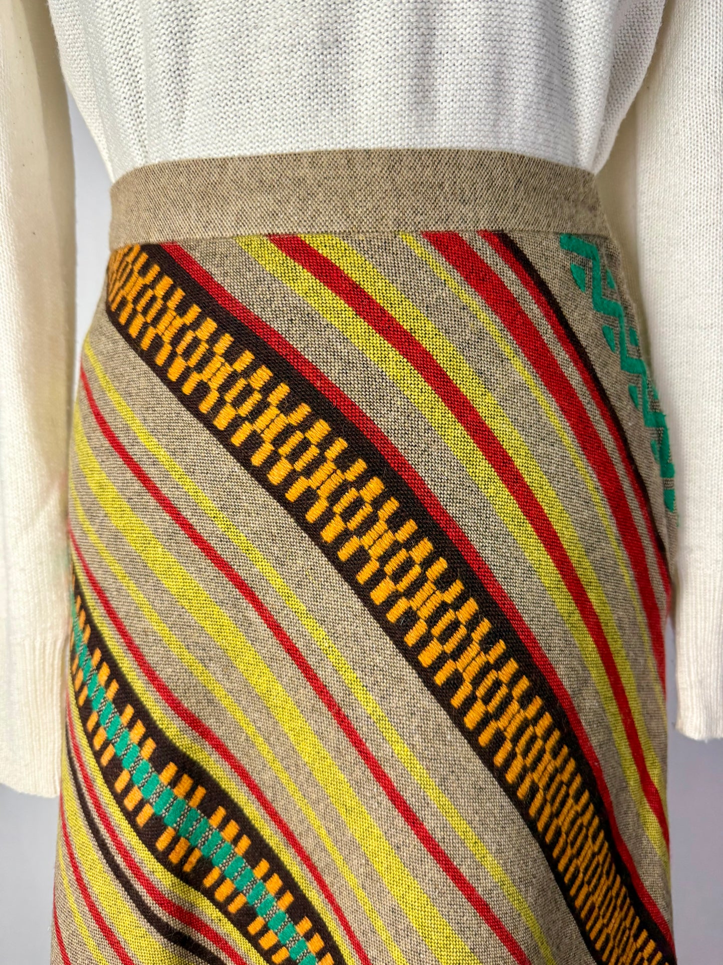 Gonna anni ’70 in lana etnica multicolore - TG. 40