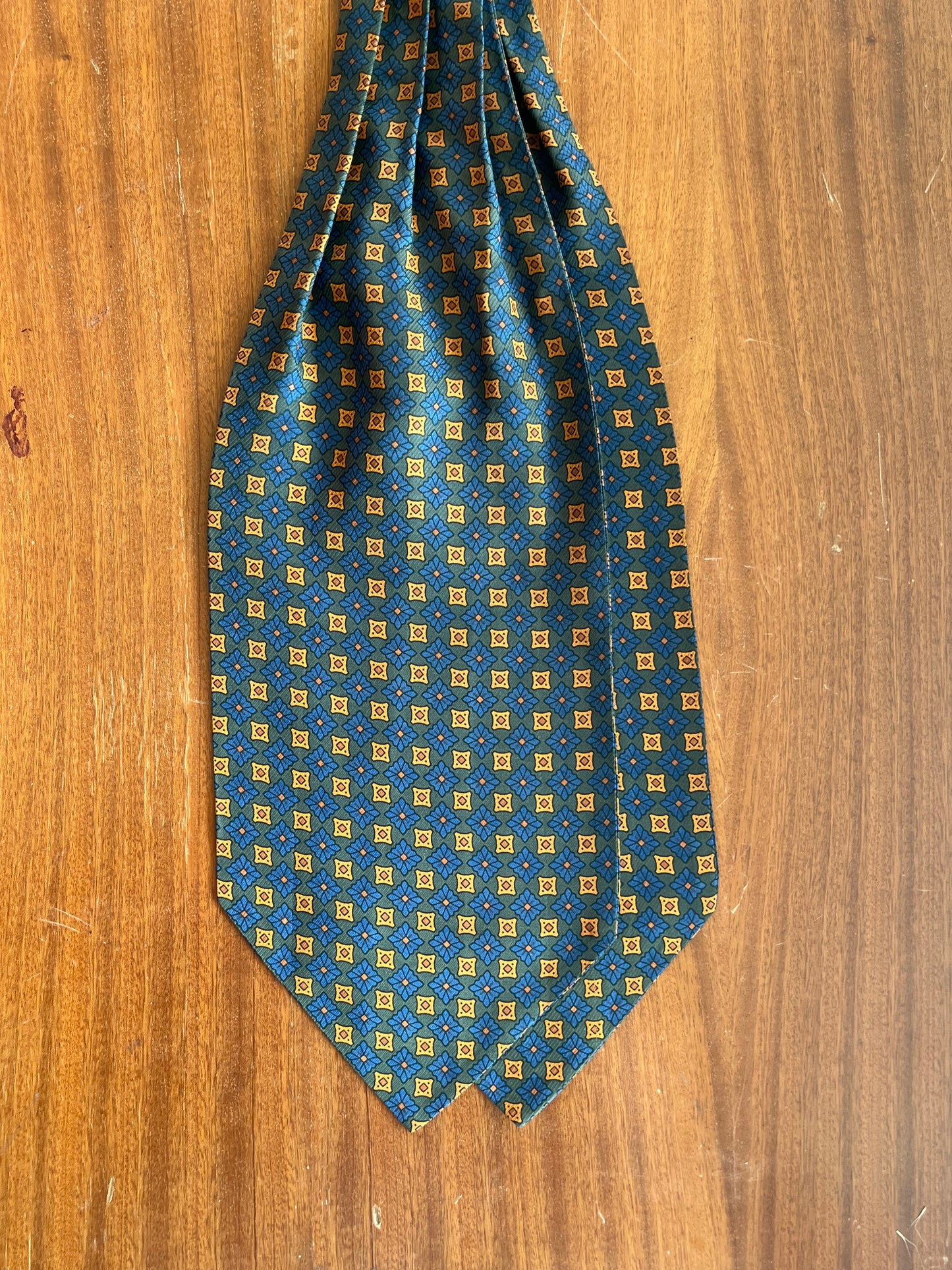 Ascot seta fantasia geometrica