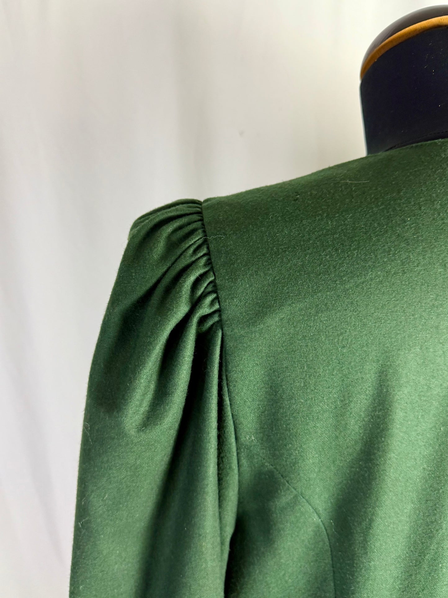 Abito tirolese verde bosco in pura lana - TG. 44