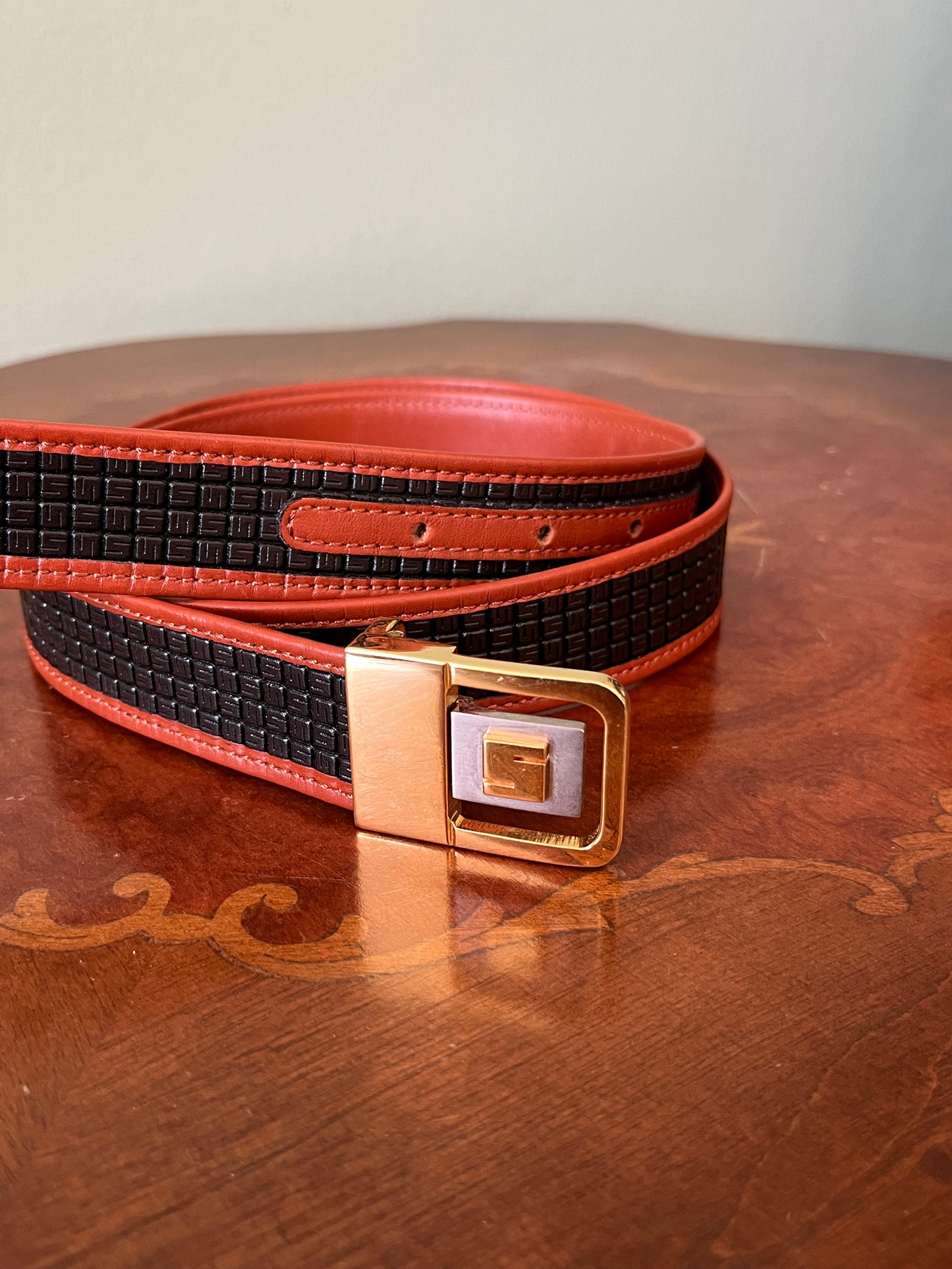 Cintura in pelle monogramma