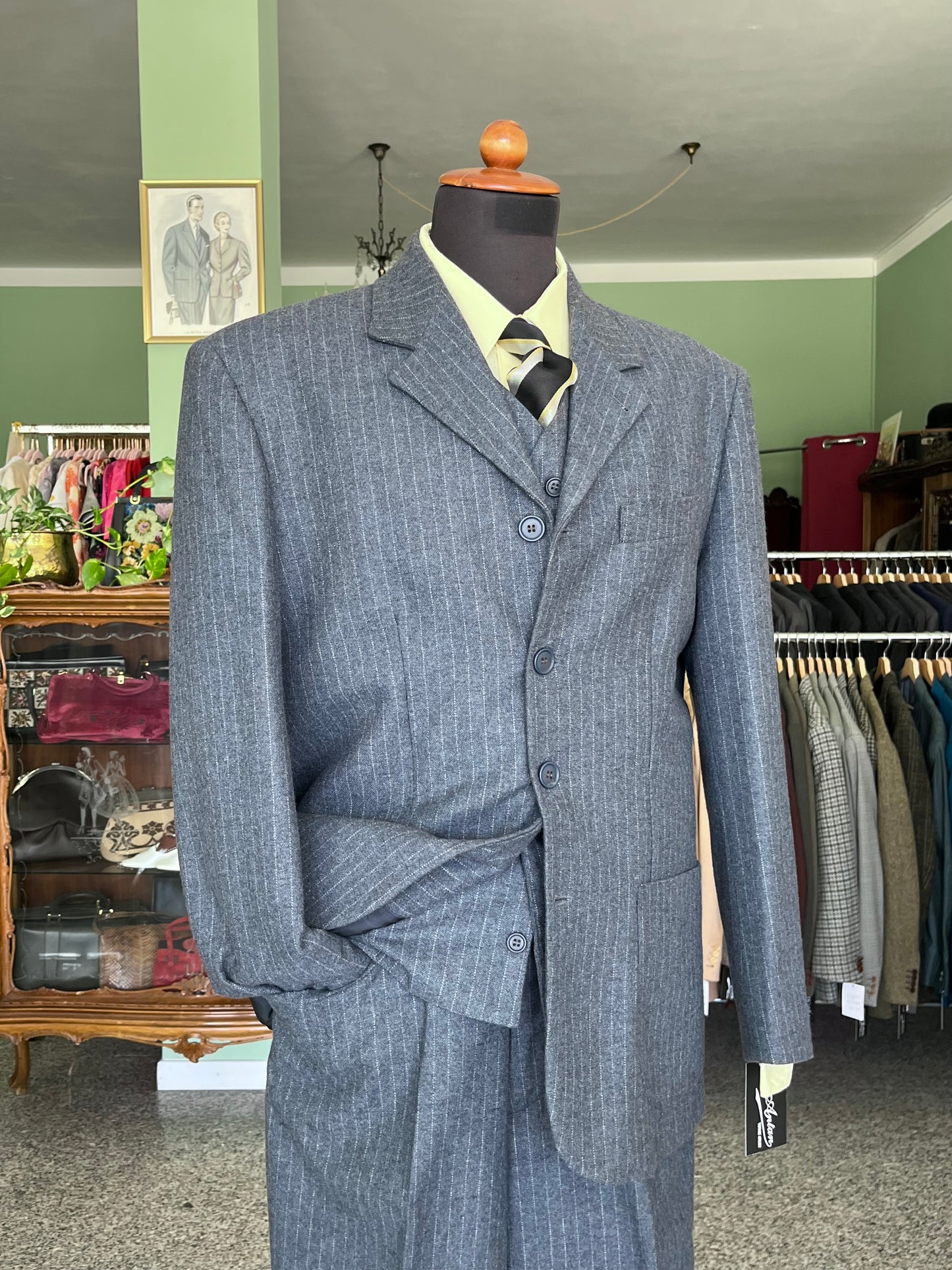 Completo tre pezzi anni ‘90 tg. 50-52 corta