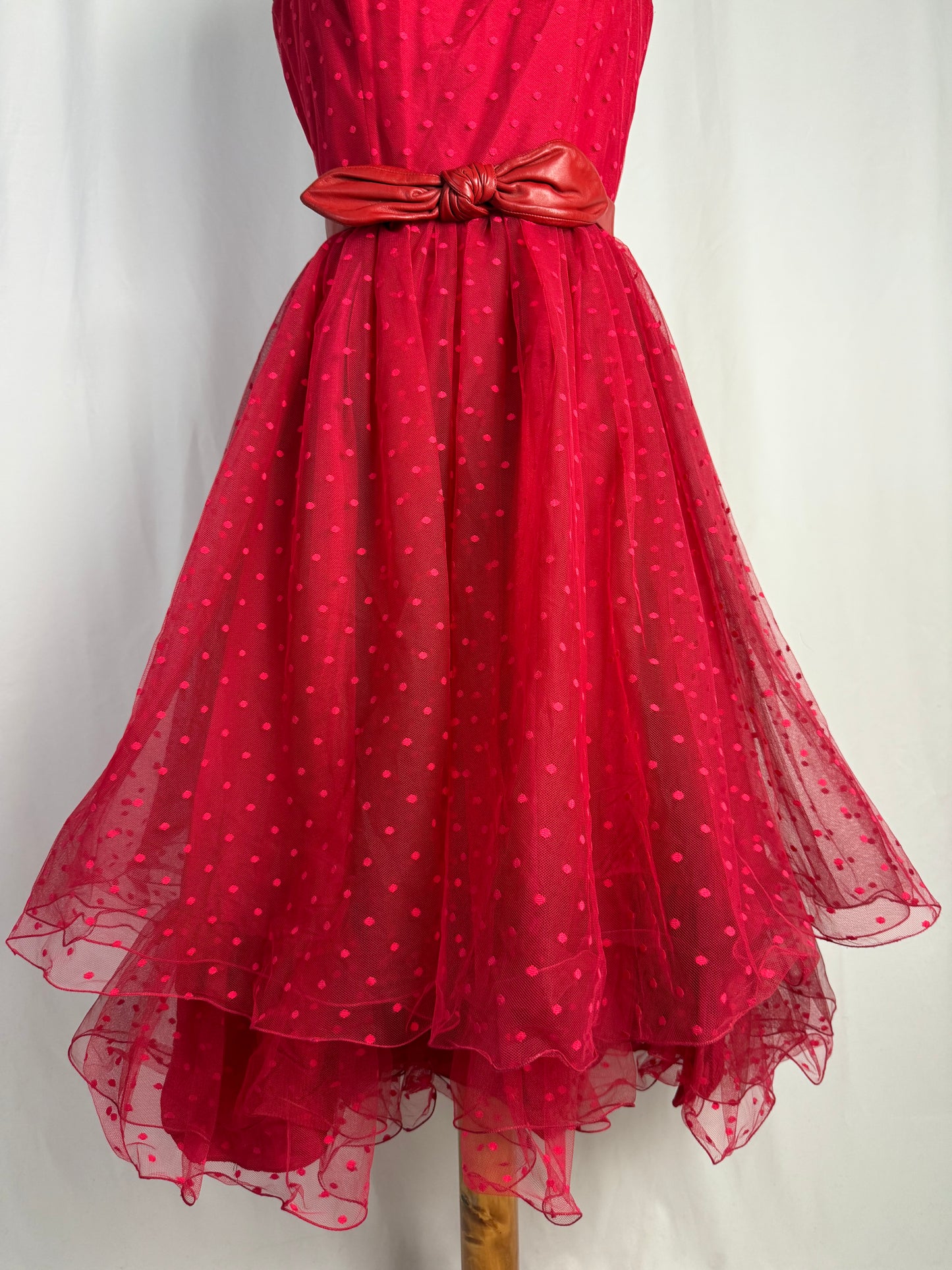 Abito anni ‘80 bustier in tulle rosso - TG. 38/40