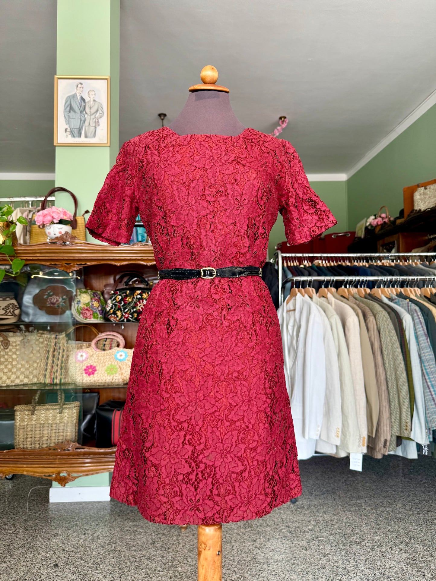 Abito anni ‘60 in pizzo lampone - TG. 40