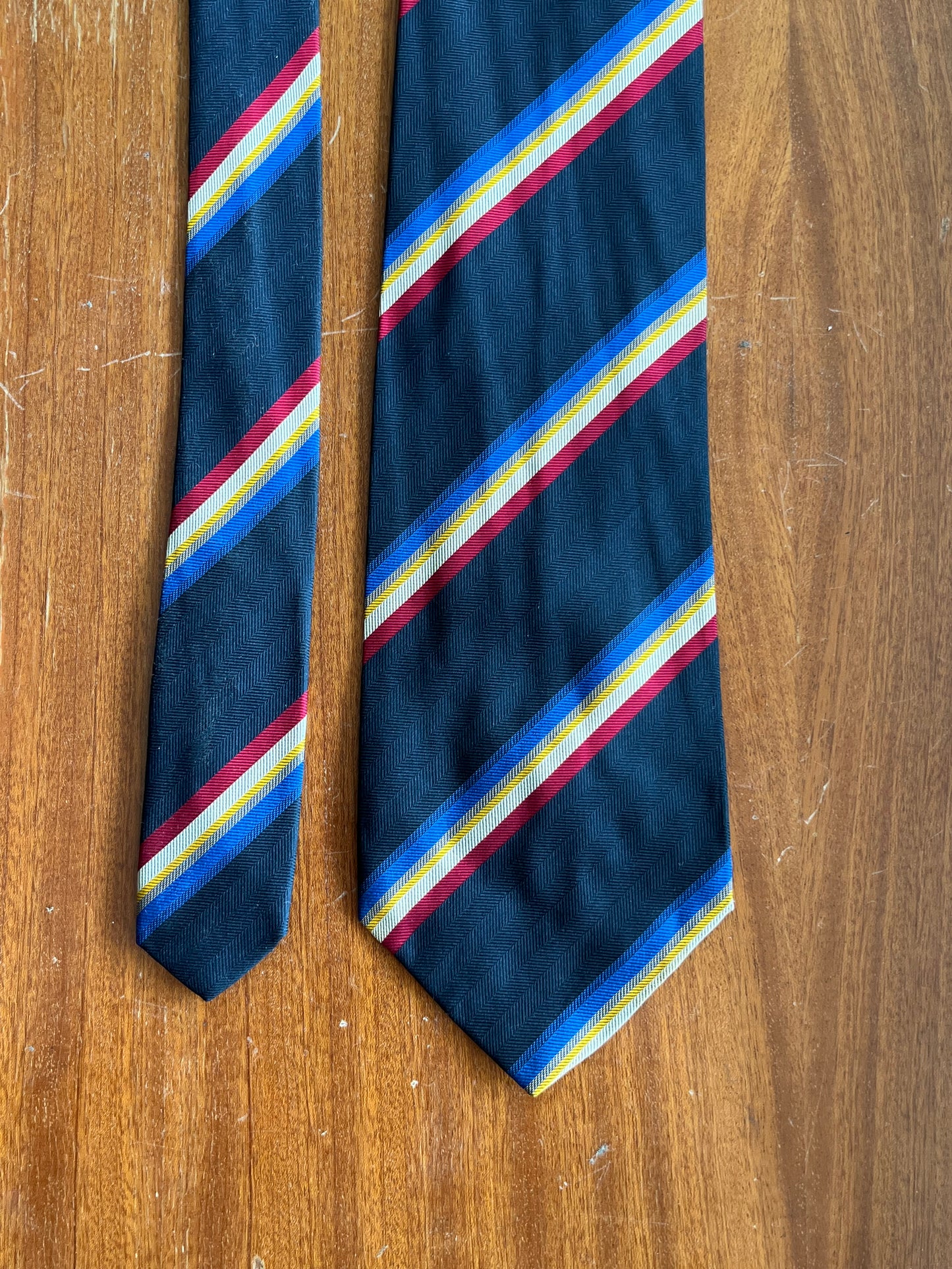 Cravatta anni ‘90 regimental