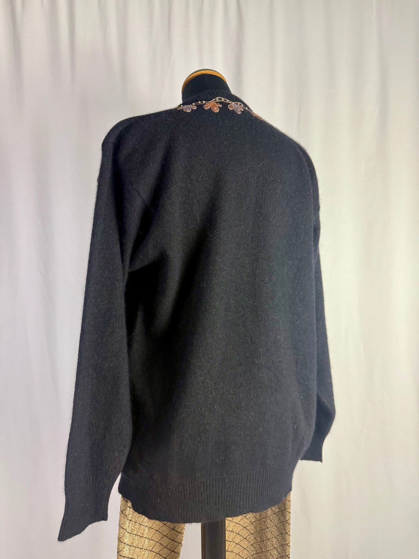 Cardigan in angora con ricami gioiello - TG. 42/44