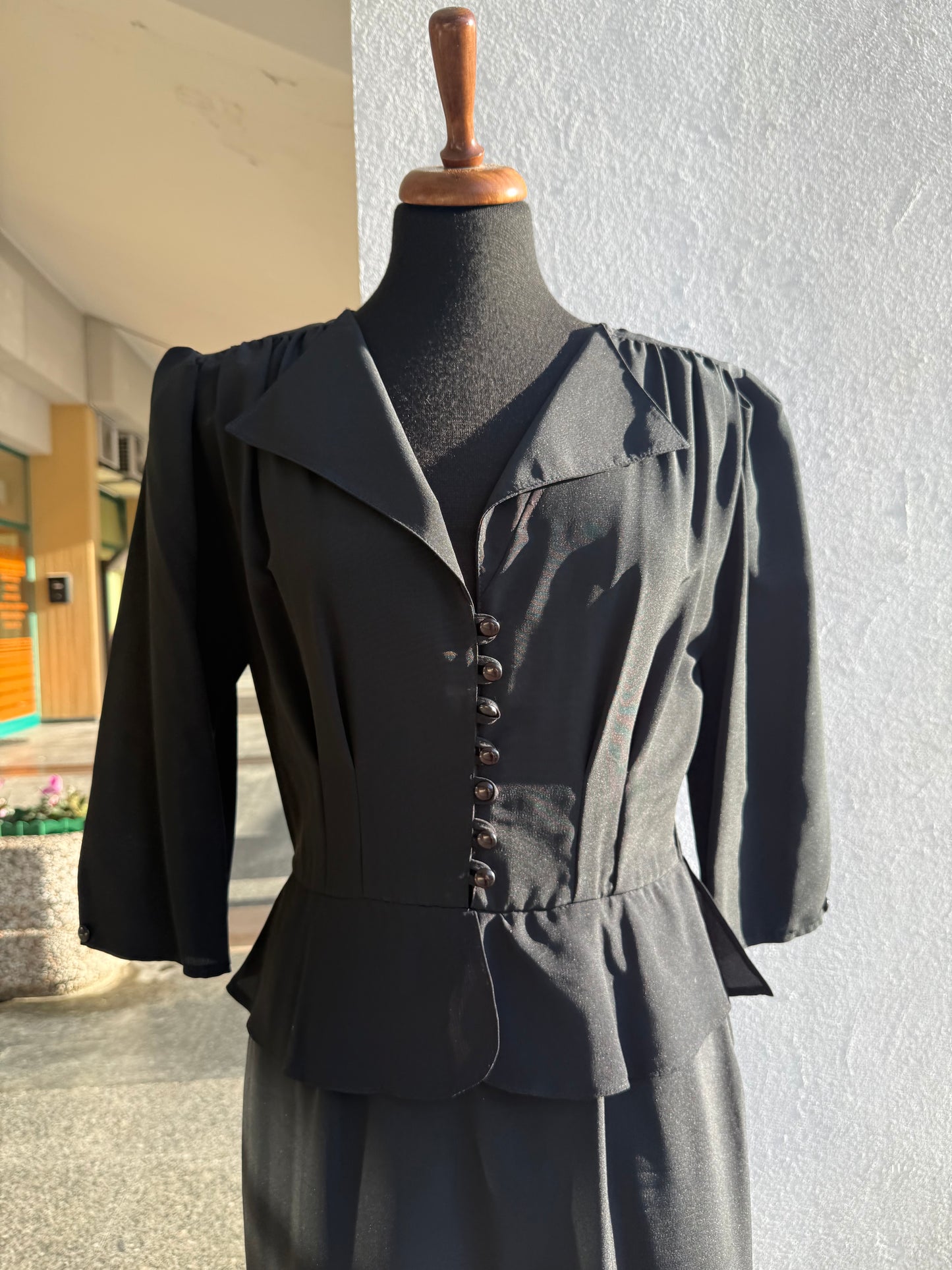 Abito nero in stile anni ‘40 - TG. 44