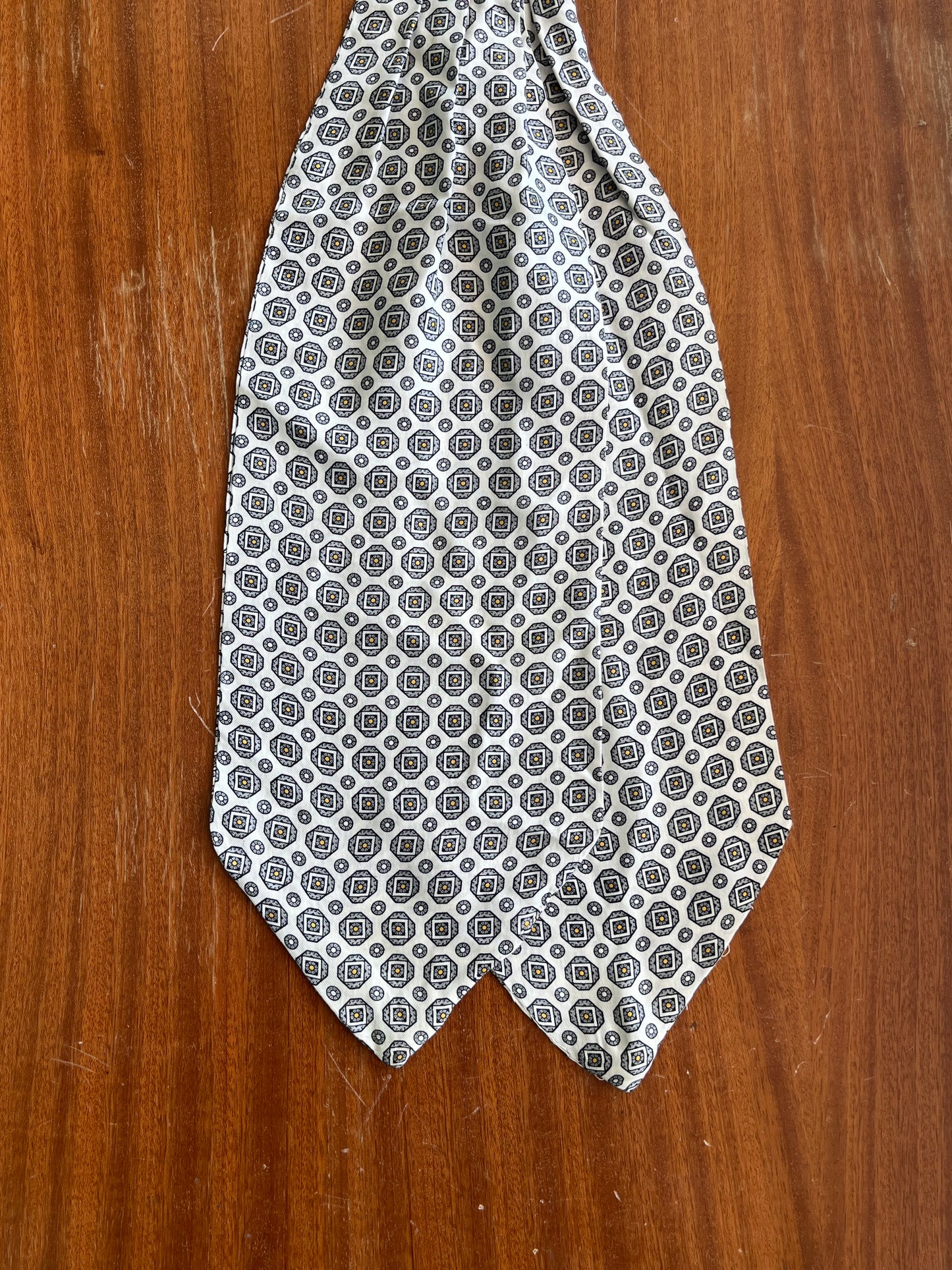 Ascot seta micro-fantasia