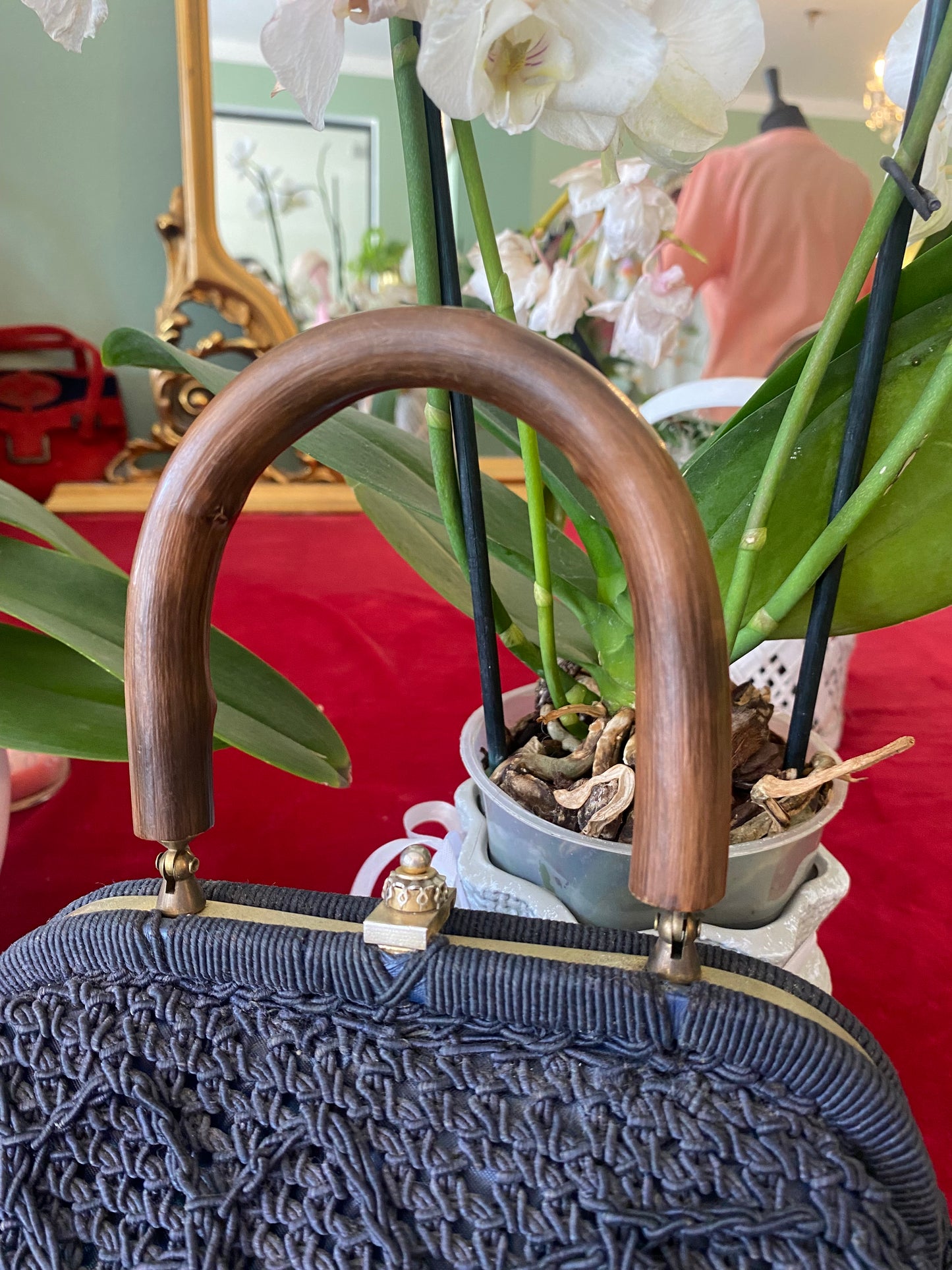 Borsa anni ‘60 in cordonetto nero con manico rigido