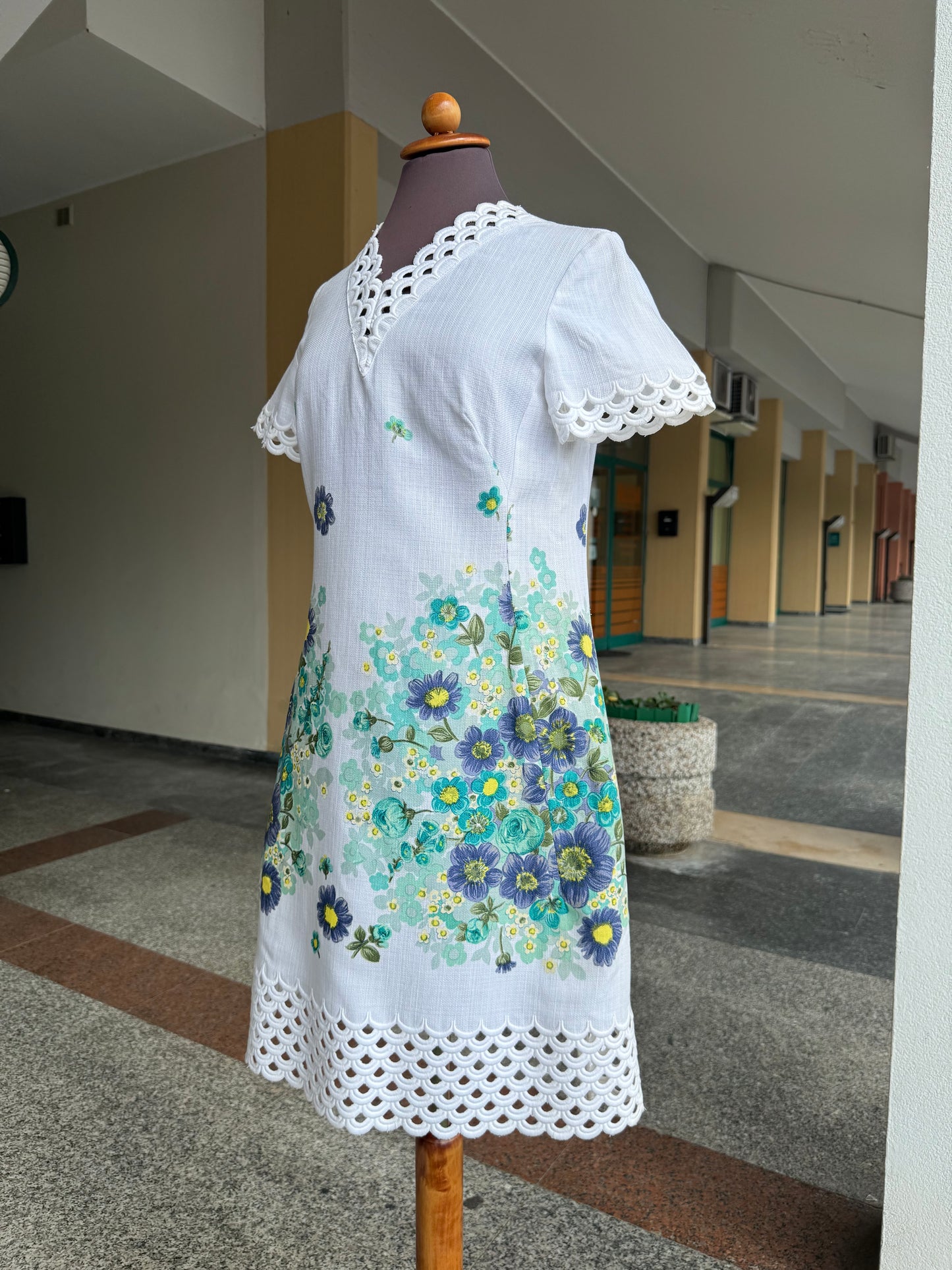 Mini dress floreale anni ‘60 - TG. 40