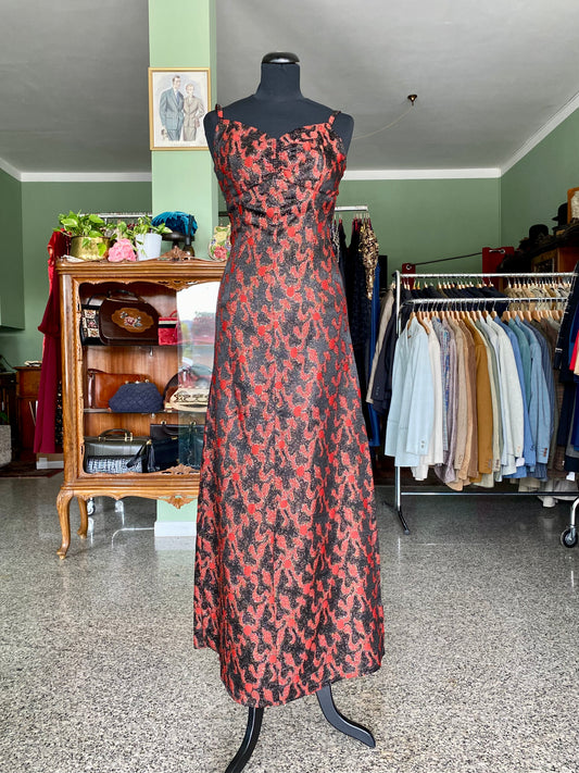 Maxi dress anni ‘70 in broccato rosso e nero - TG. 38
