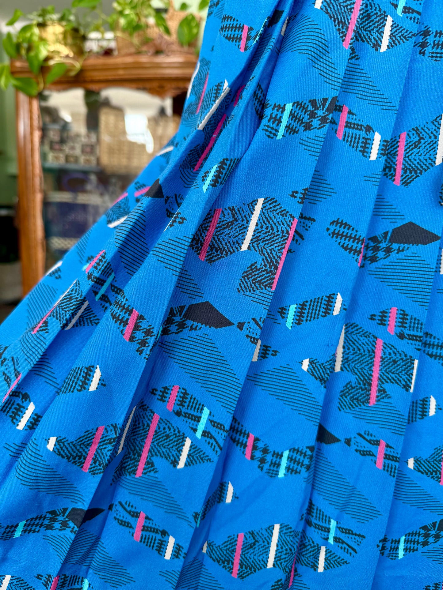Abito anni ‘70 blu con fantasia astratta - TG. 42 circa