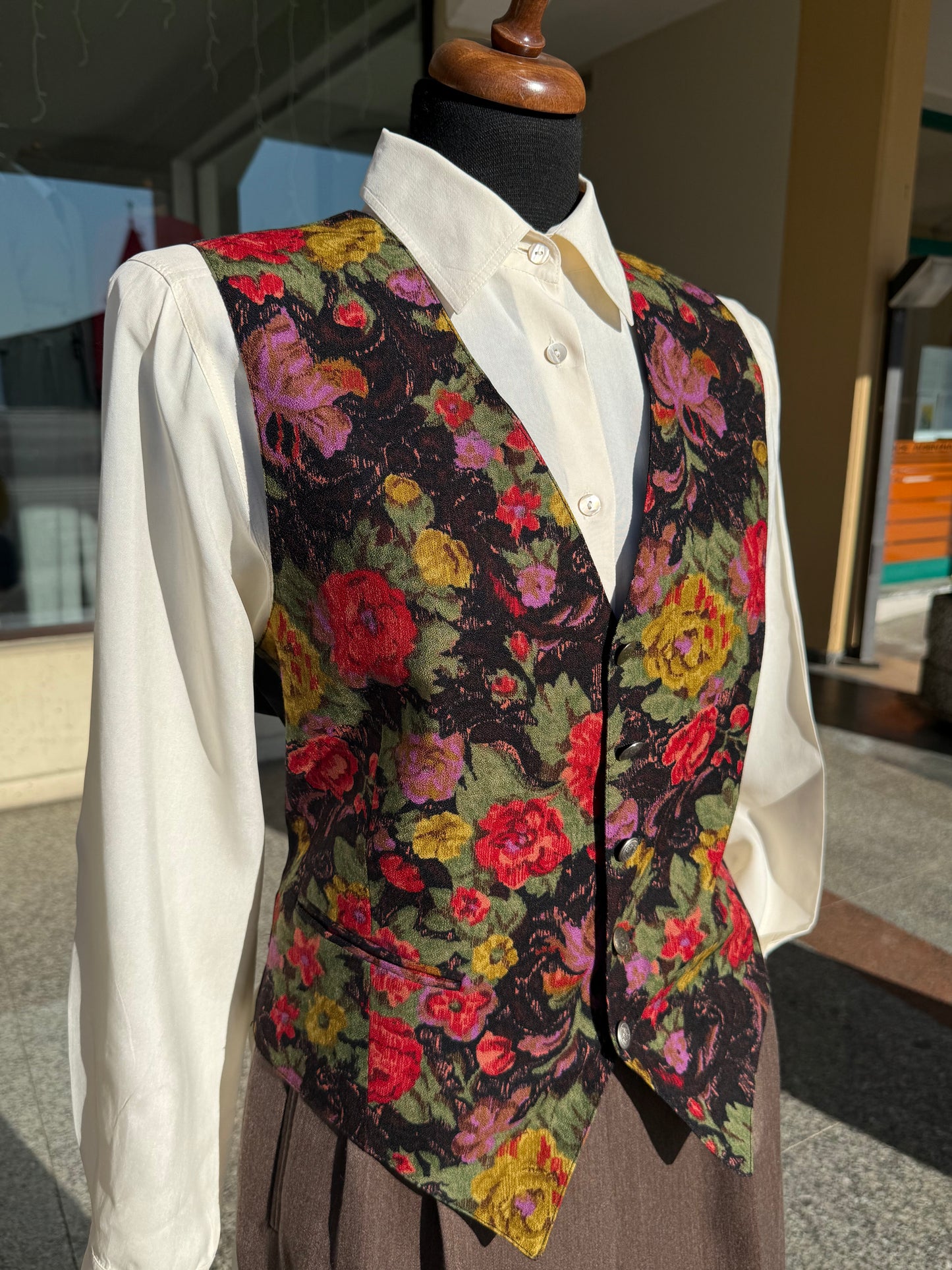 Gilet romantici con rose 🥀 - TG. 48/50