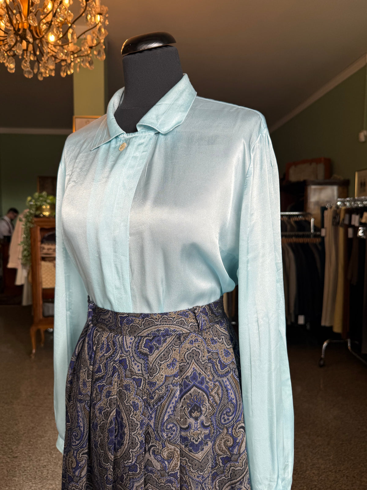 Camicia azzurra in raso - TG. 44/46