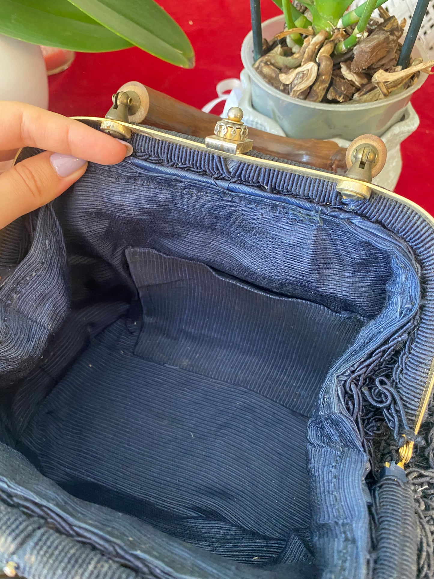 Borsa anni ‘60 in cordonetto nero con manico rigido