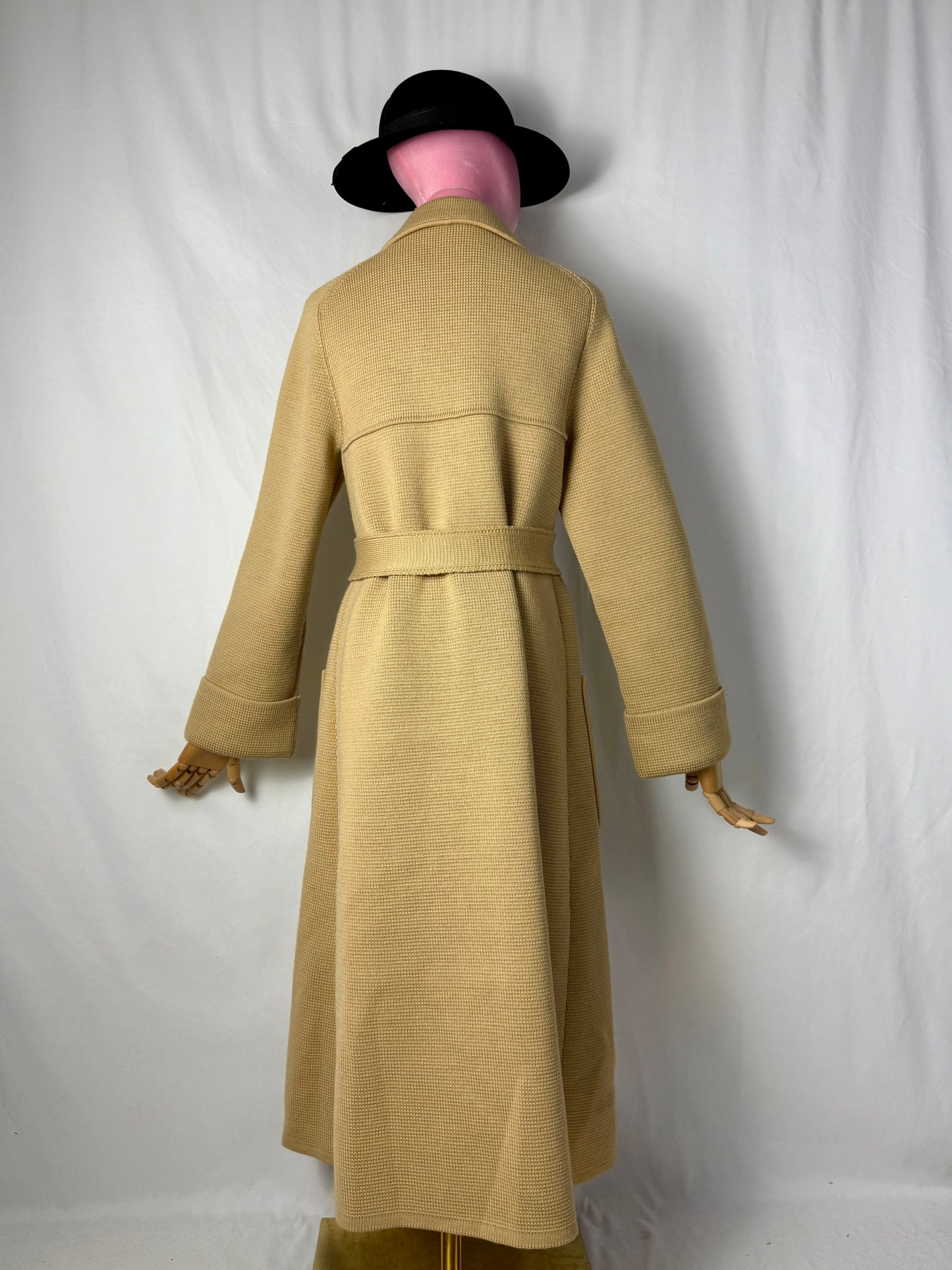 Cappotto in maglia di pura lana con cintura - TG. 42