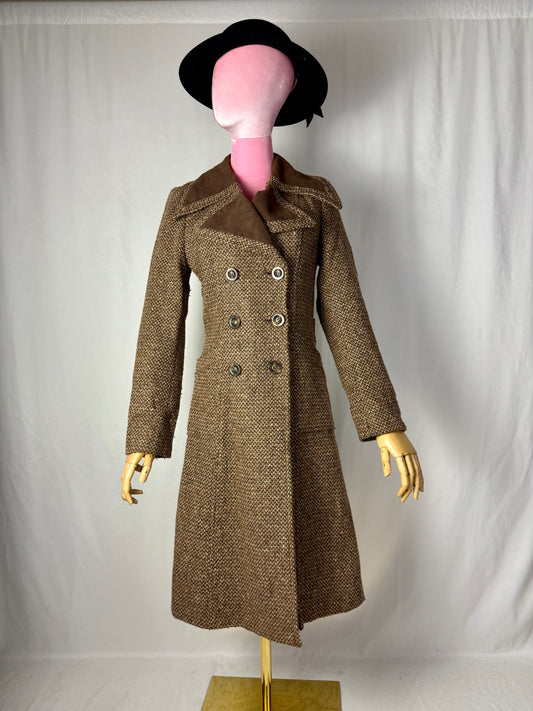 Cappotto anni ‘70 con maxi colletto a martingala - TG. 38