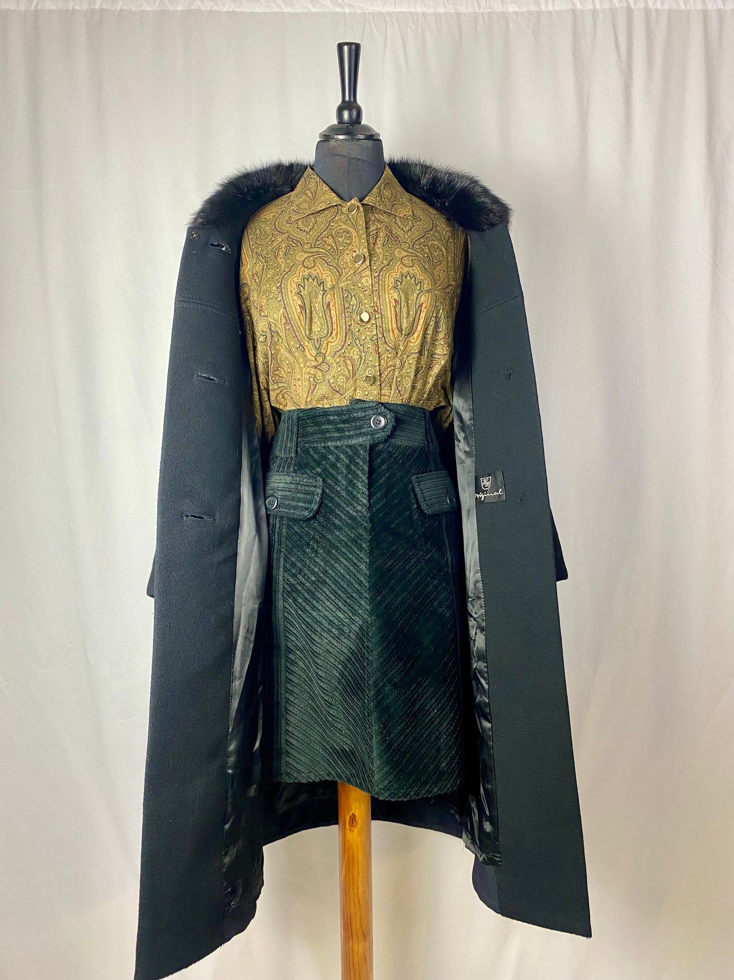 Cappotto anni ‘60 nero - TG. 44/46 circa