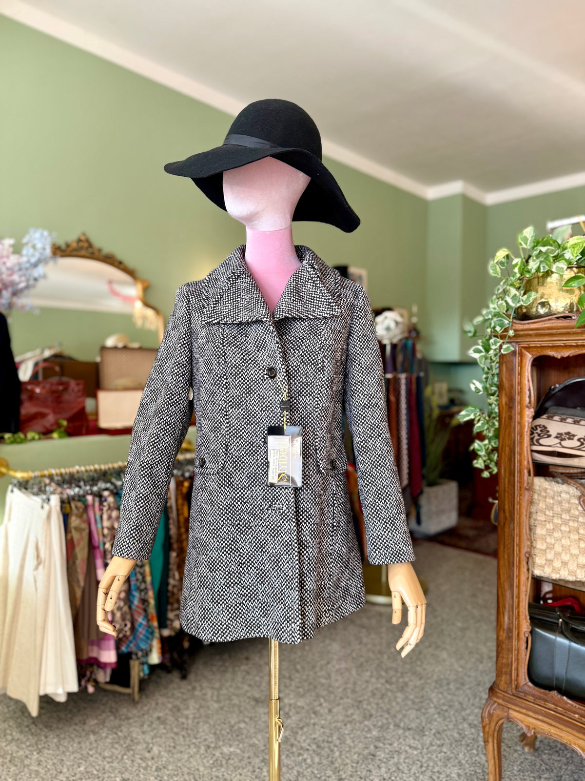 Cappotto anni ‘70 tweed fondo di magazzino - TG. 40/42