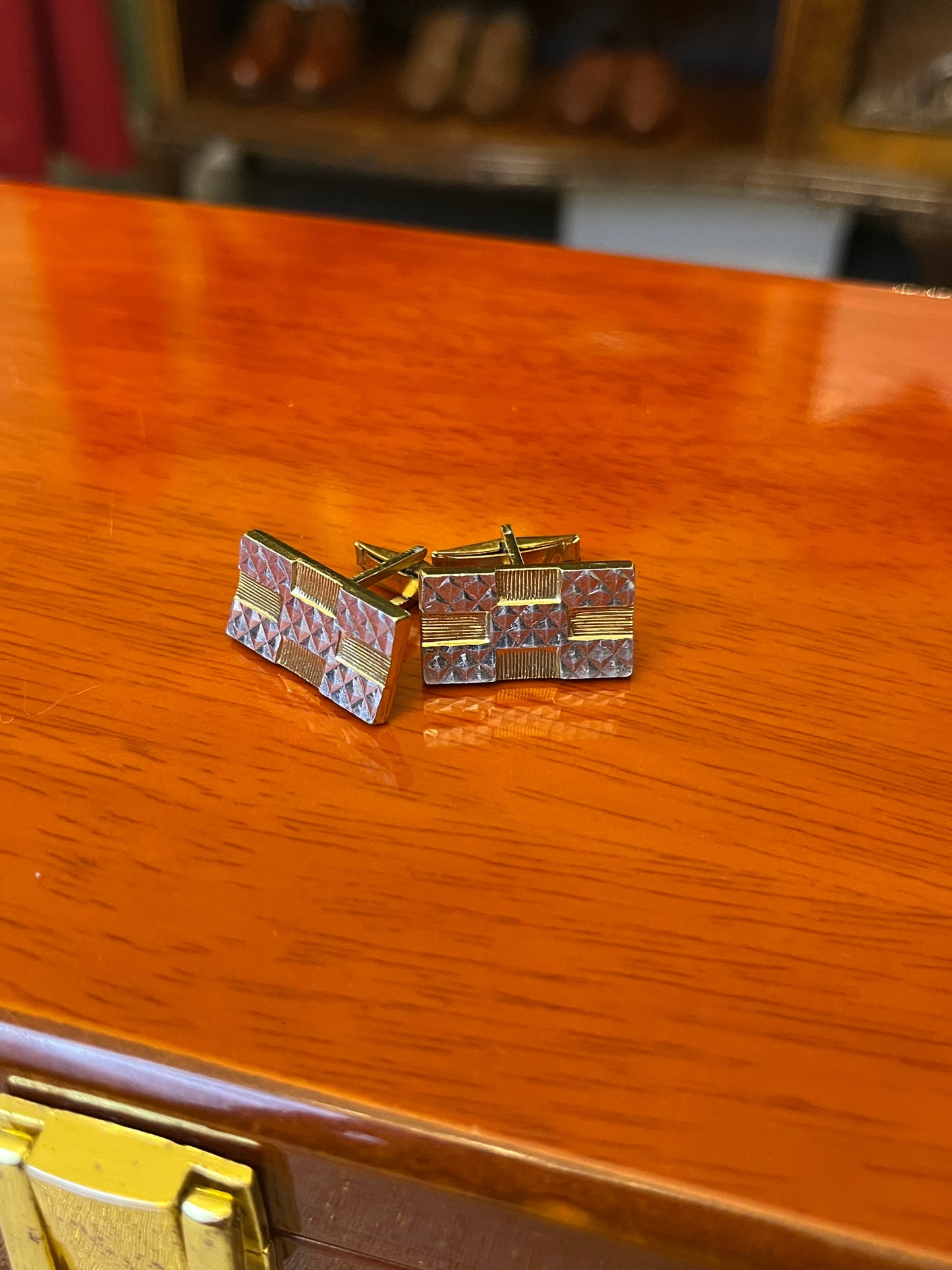 Gemelli dorati e argentati rettangolari