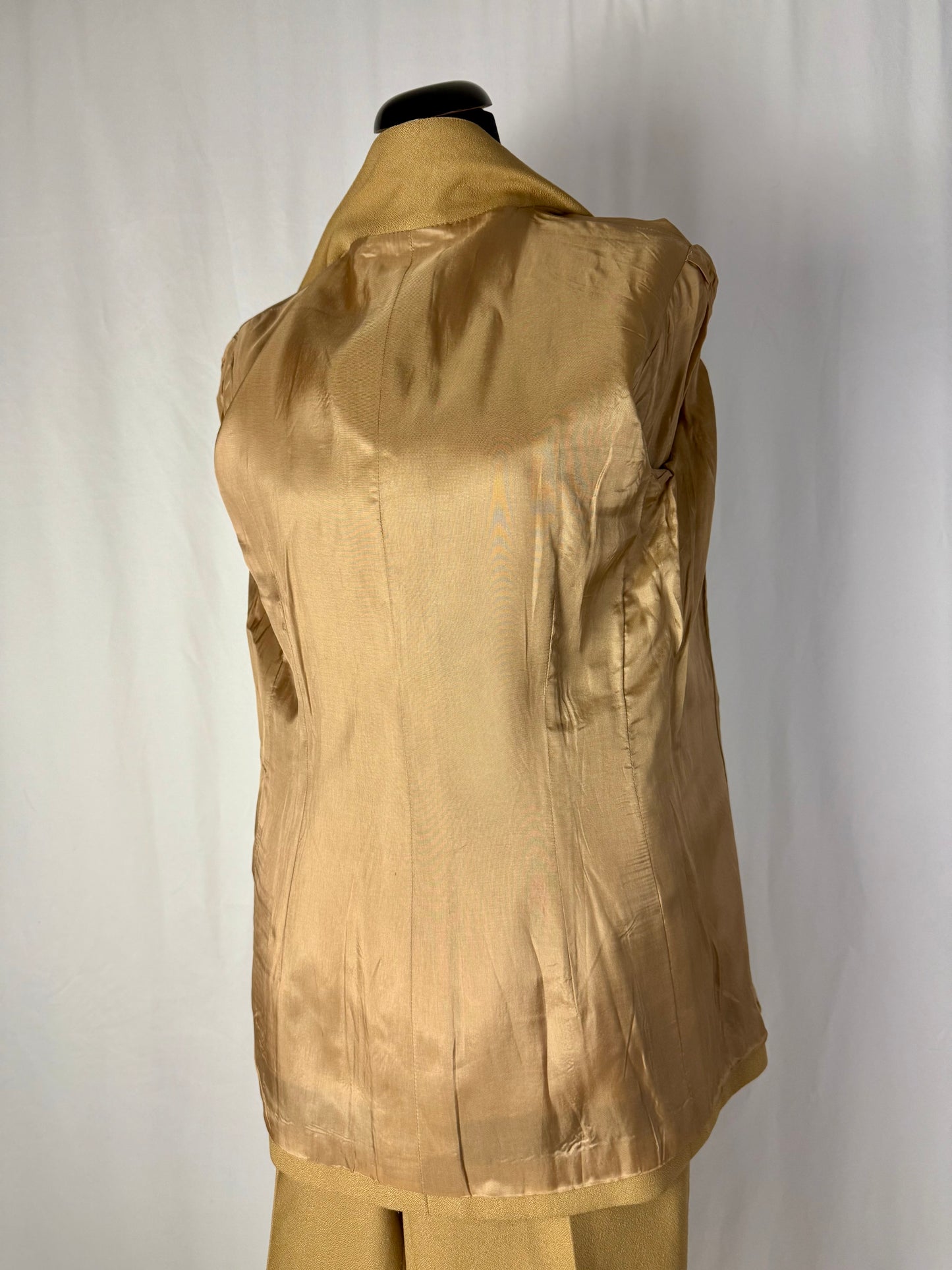 Completo sartoriale in crepe di lana color sabbia - TG. 40