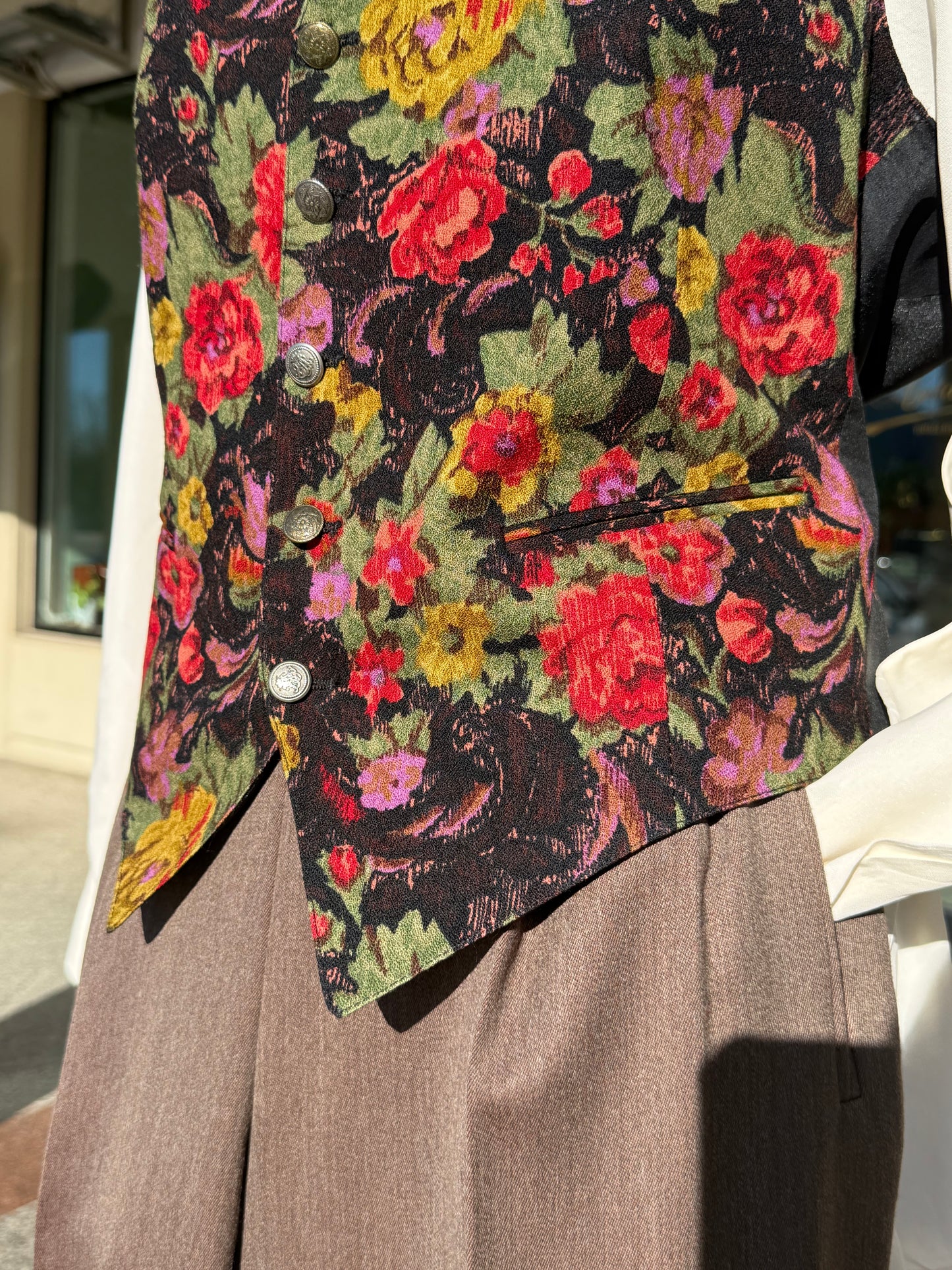 Gilet romantici con rose 🥀 - TG. 48/50