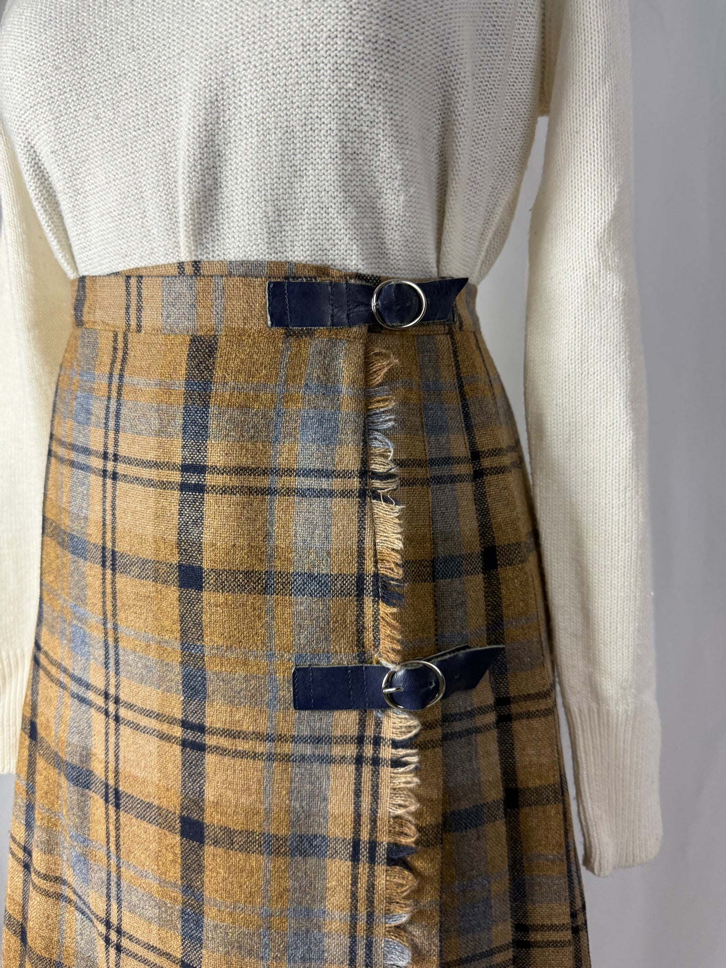 Gonna in lana tartan color miele e blu- TG. 40