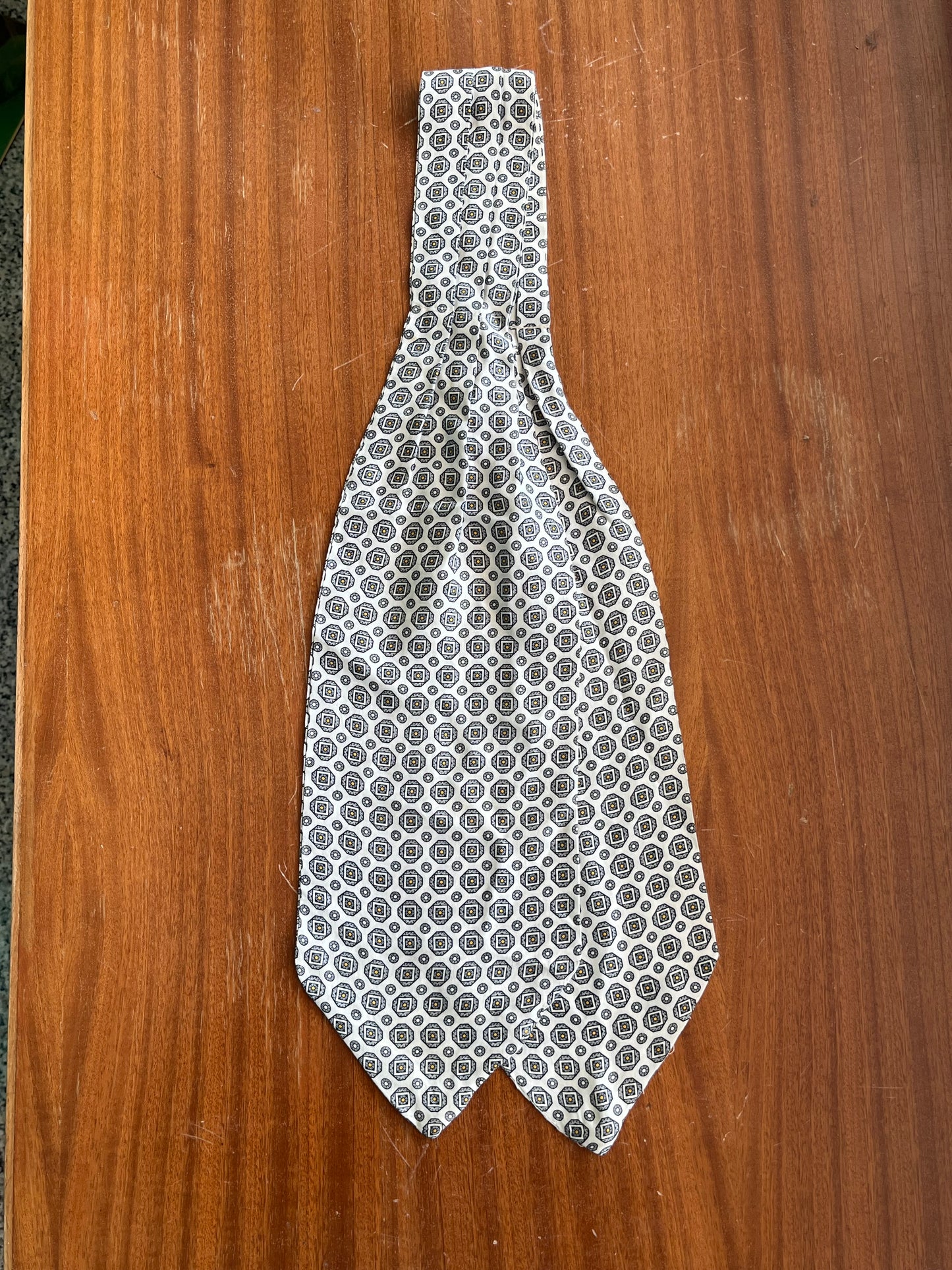 Ascot seta micro-fantasia