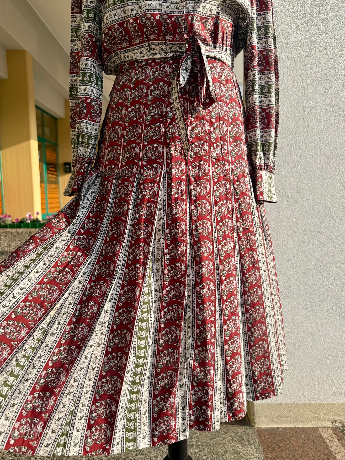 Abito anni ‘70 in seta - TG. 40