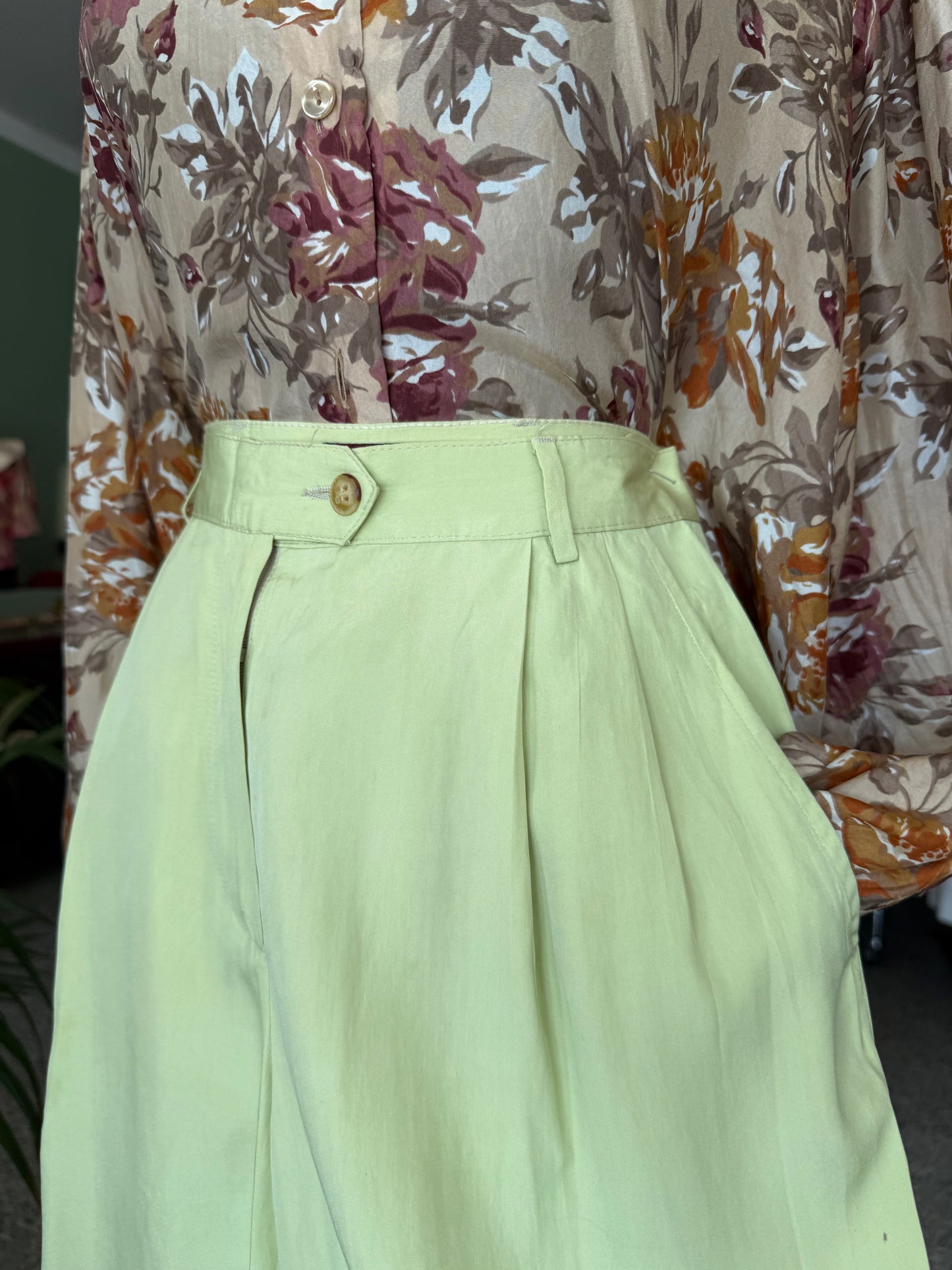 Pantaloni corti a vita alta lime 🍋‍🟩- TG. 40