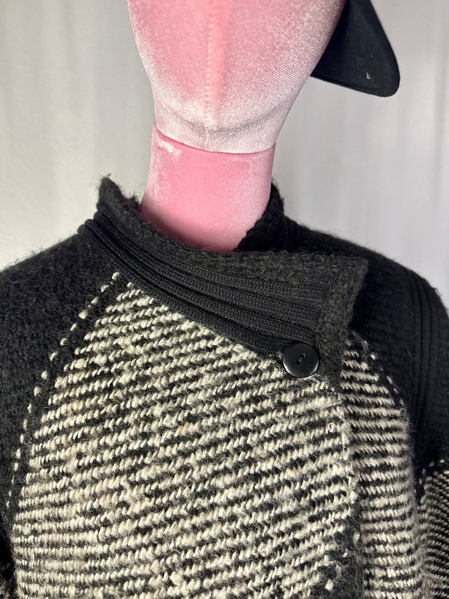 Cappotto oversize anni ’80 in lana grafica tricolore - TG. 48/50