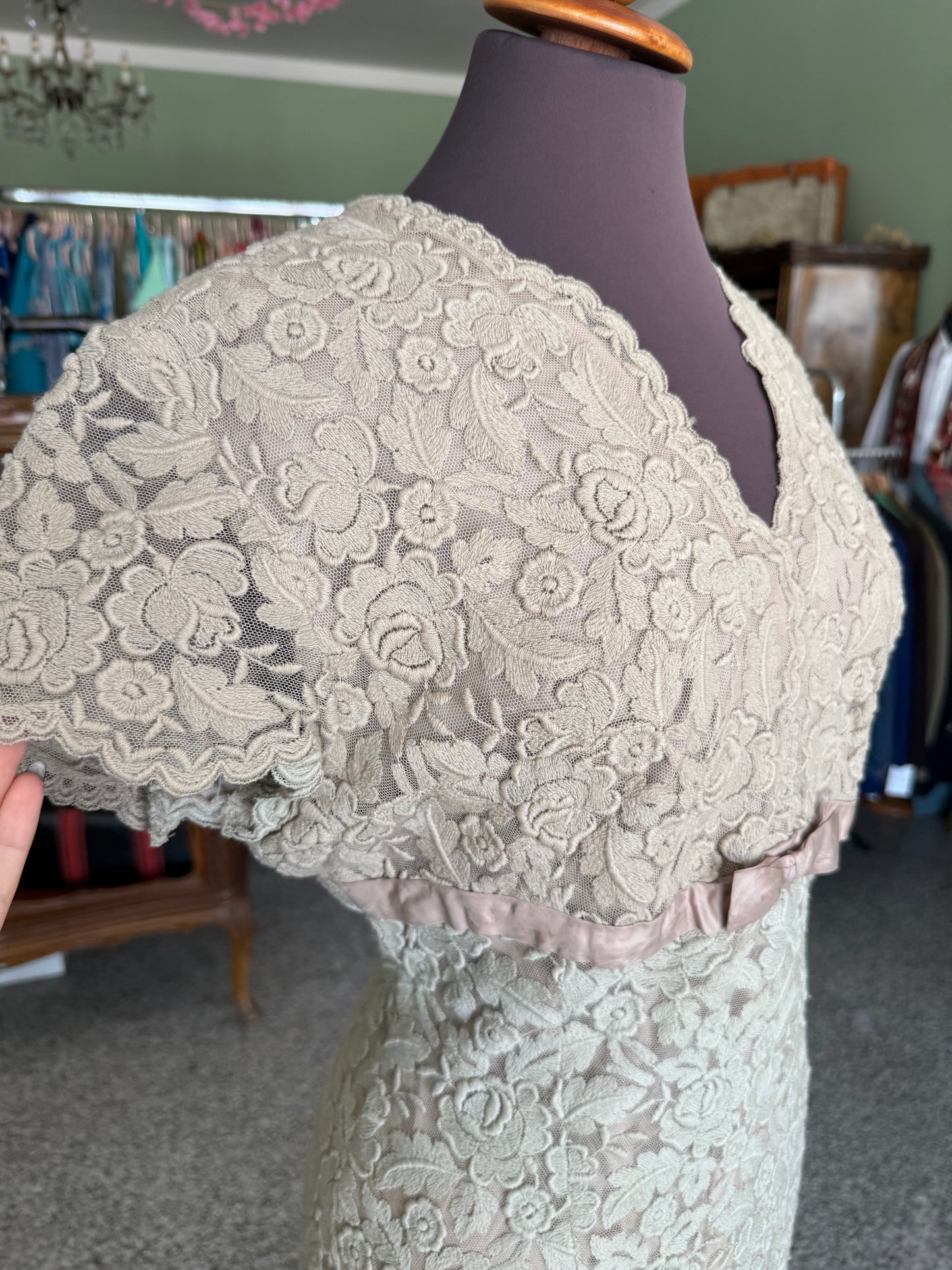 Abito in pizzo anni ‘60 - TG. 44 circa