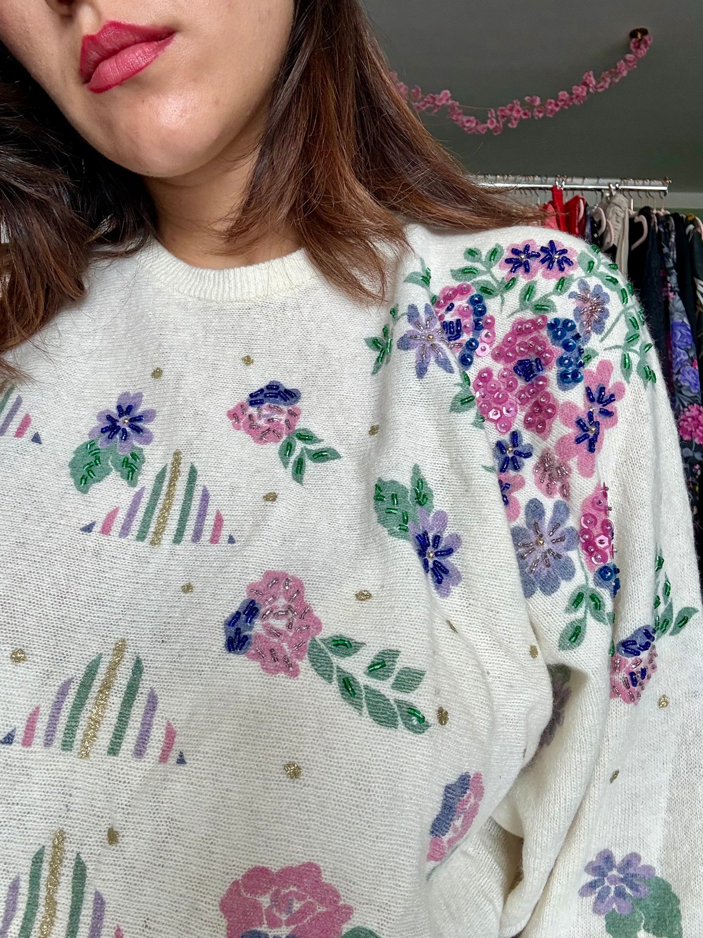 Pullover con ricami - TG. M/L