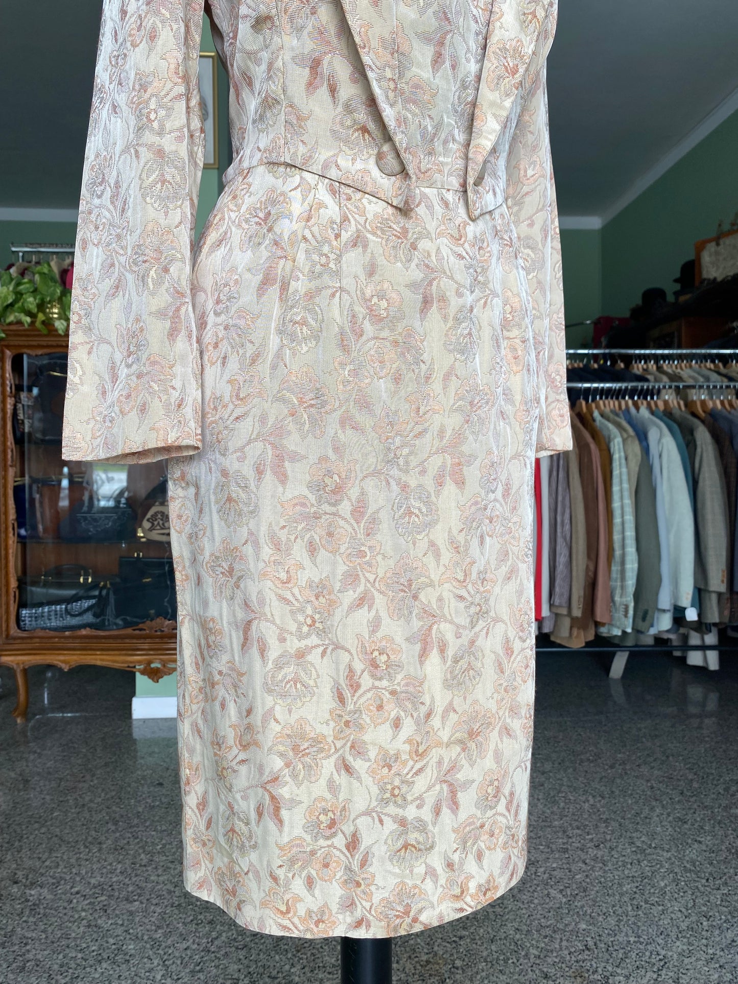 Abito sartoriale in broccato- TG. 42 circa