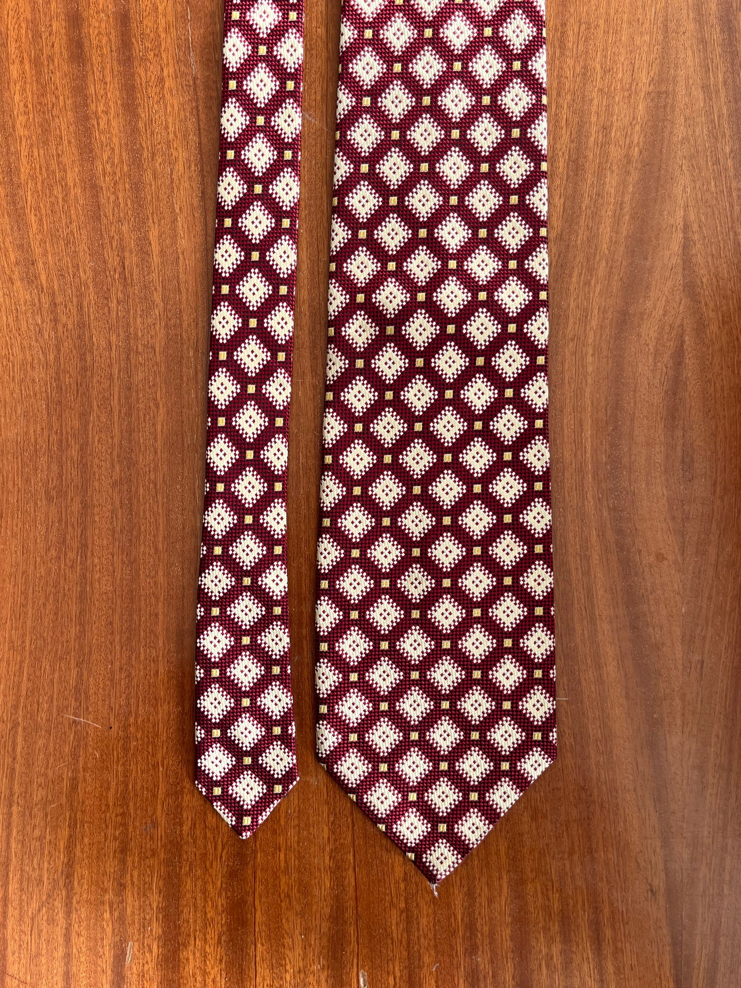 Cravatta anni ‘80 art deco