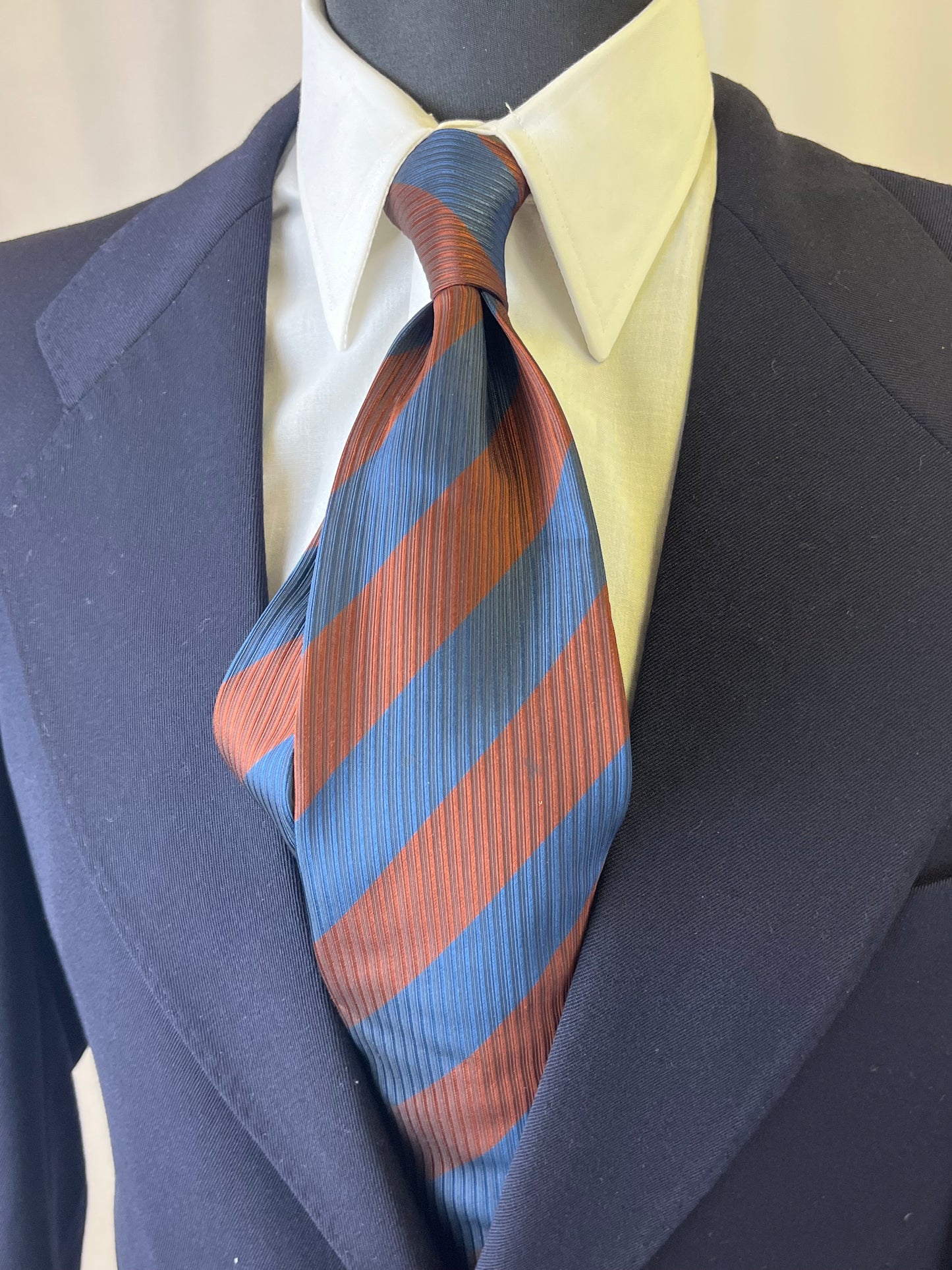 Cravatta anni ‘90 blu e marrone