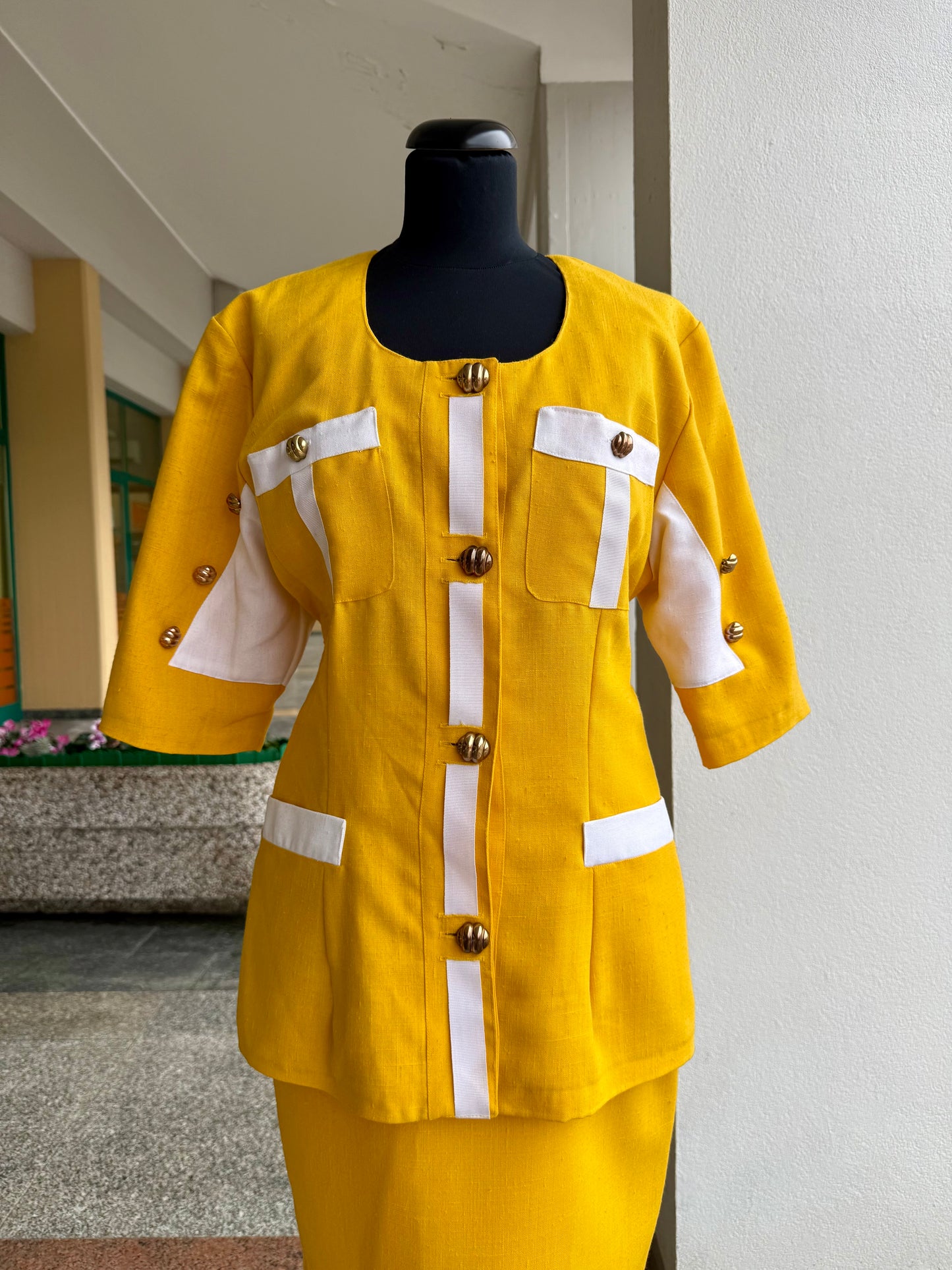 Tailleur anni ‘80 giallo sole - TG. 40
