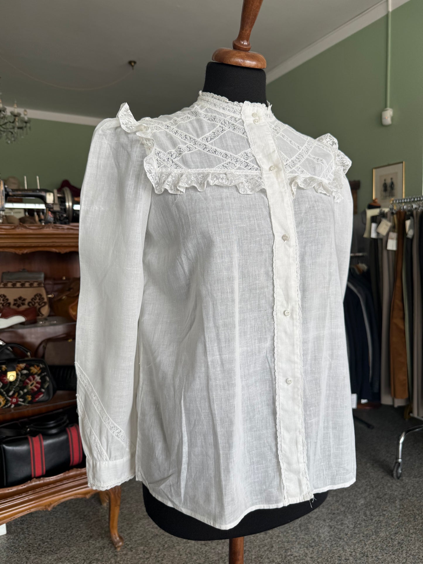 Camicia anni ‘40/‘50 in mussola di cotone e pizzo - TG. 40/42