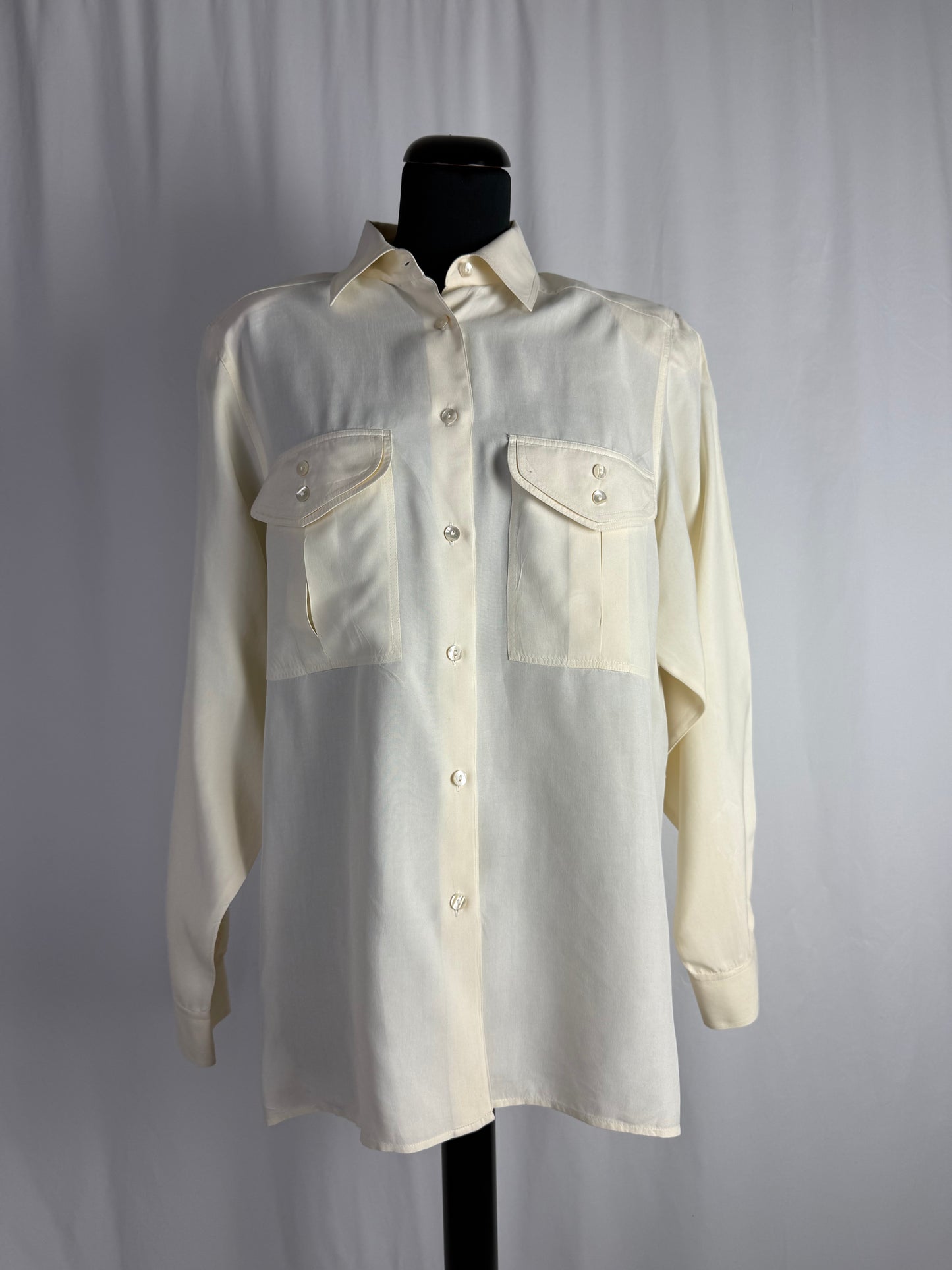 Camicia color burro in pura seta - TG. 44 circa