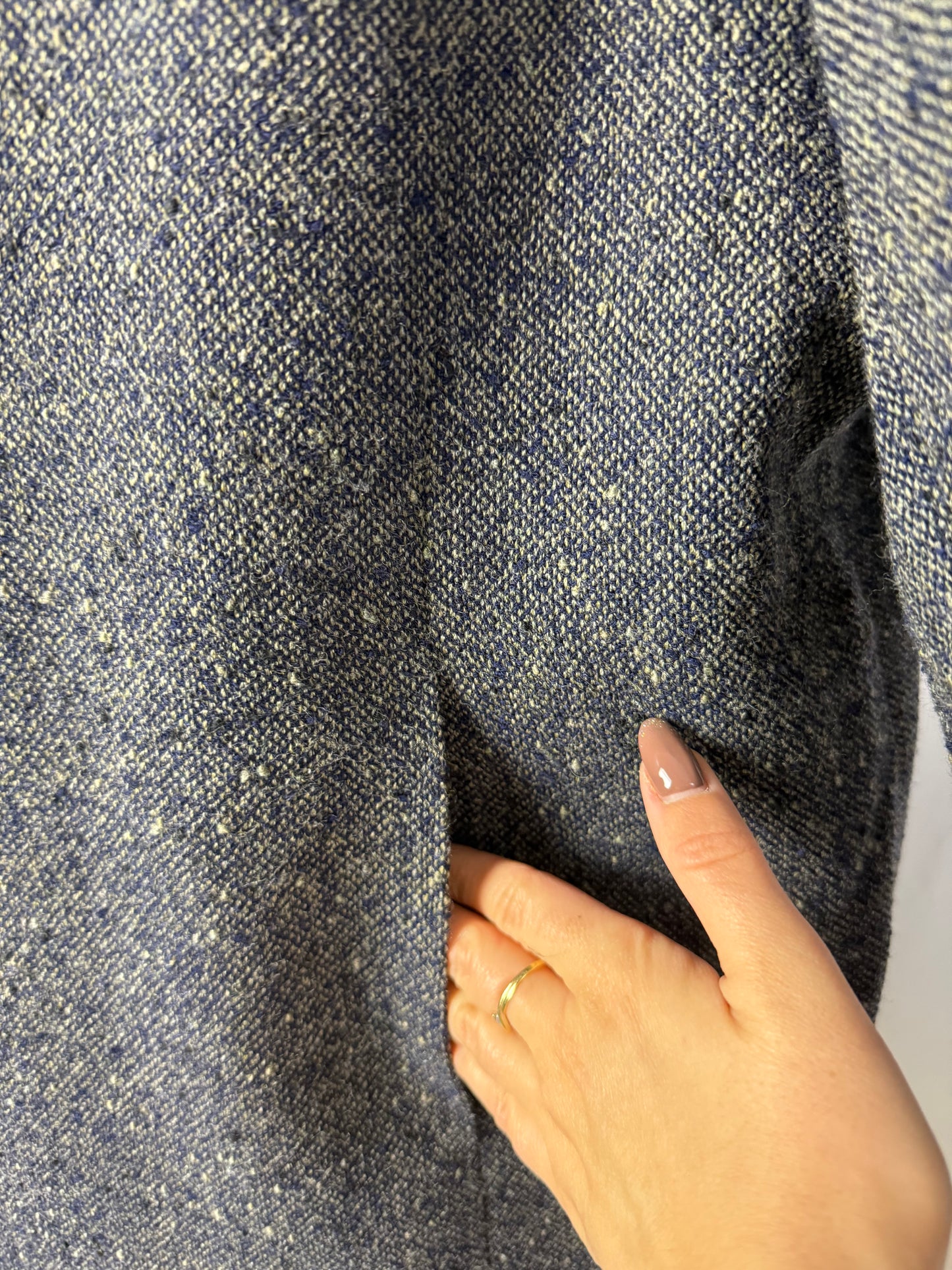 Cappotto  in lana grigia con collo in Volpe Bicolore - TG. 44/46