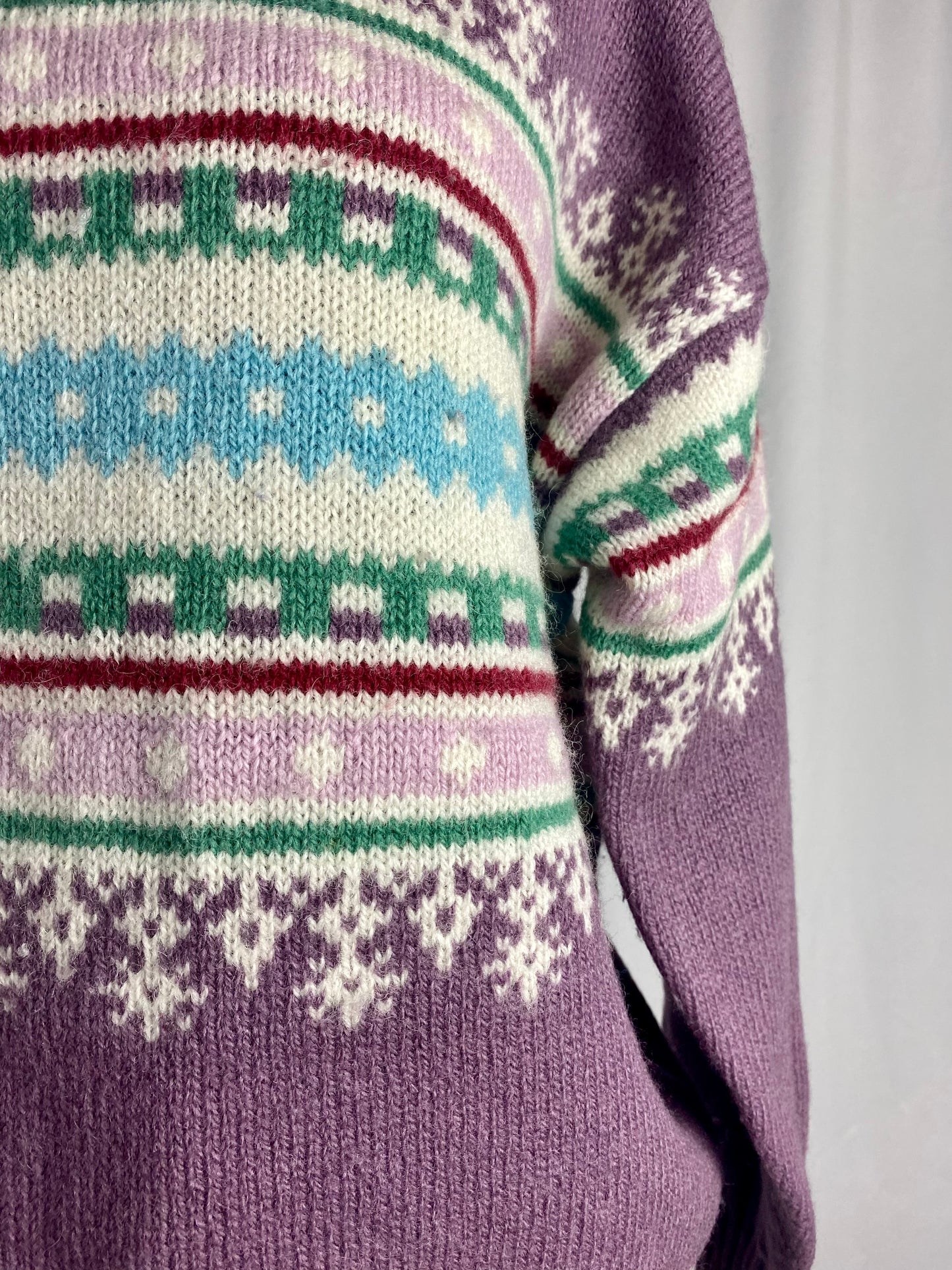 Maglione in lana lilla