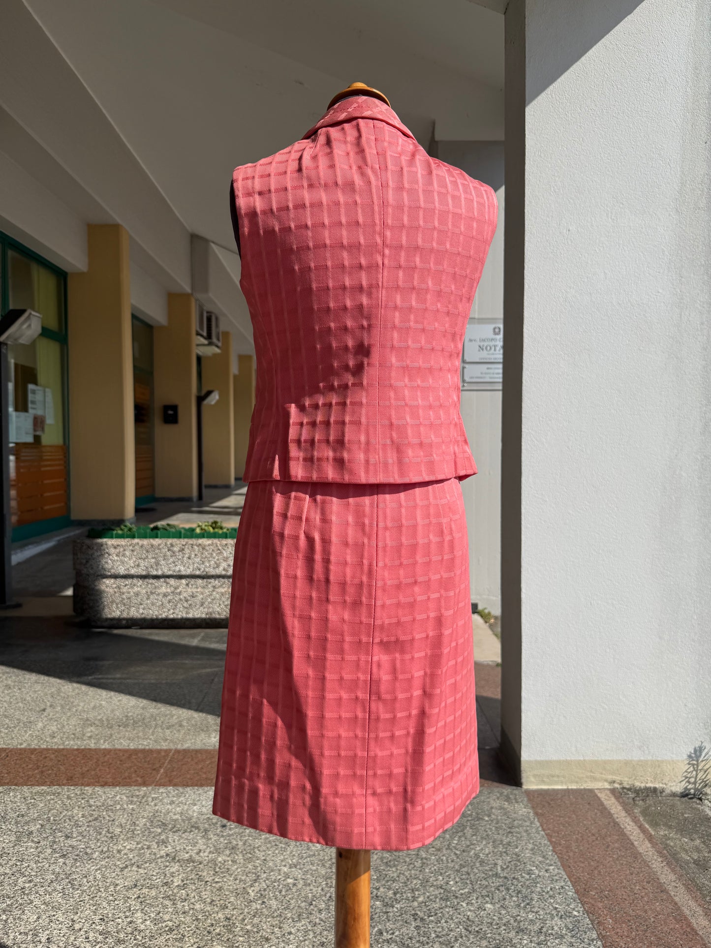 Completo anni ‘60 rosa corallo - TG. 38