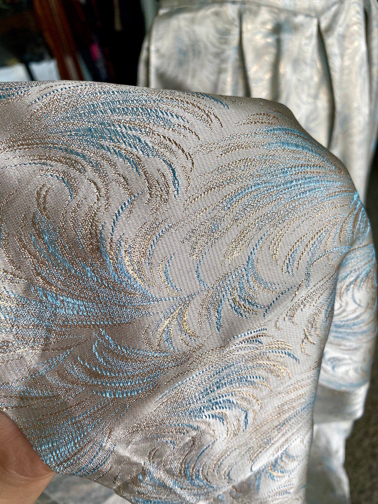 Abito originale anni ’50 in broccato lamé a motivo piumato - TG. 38