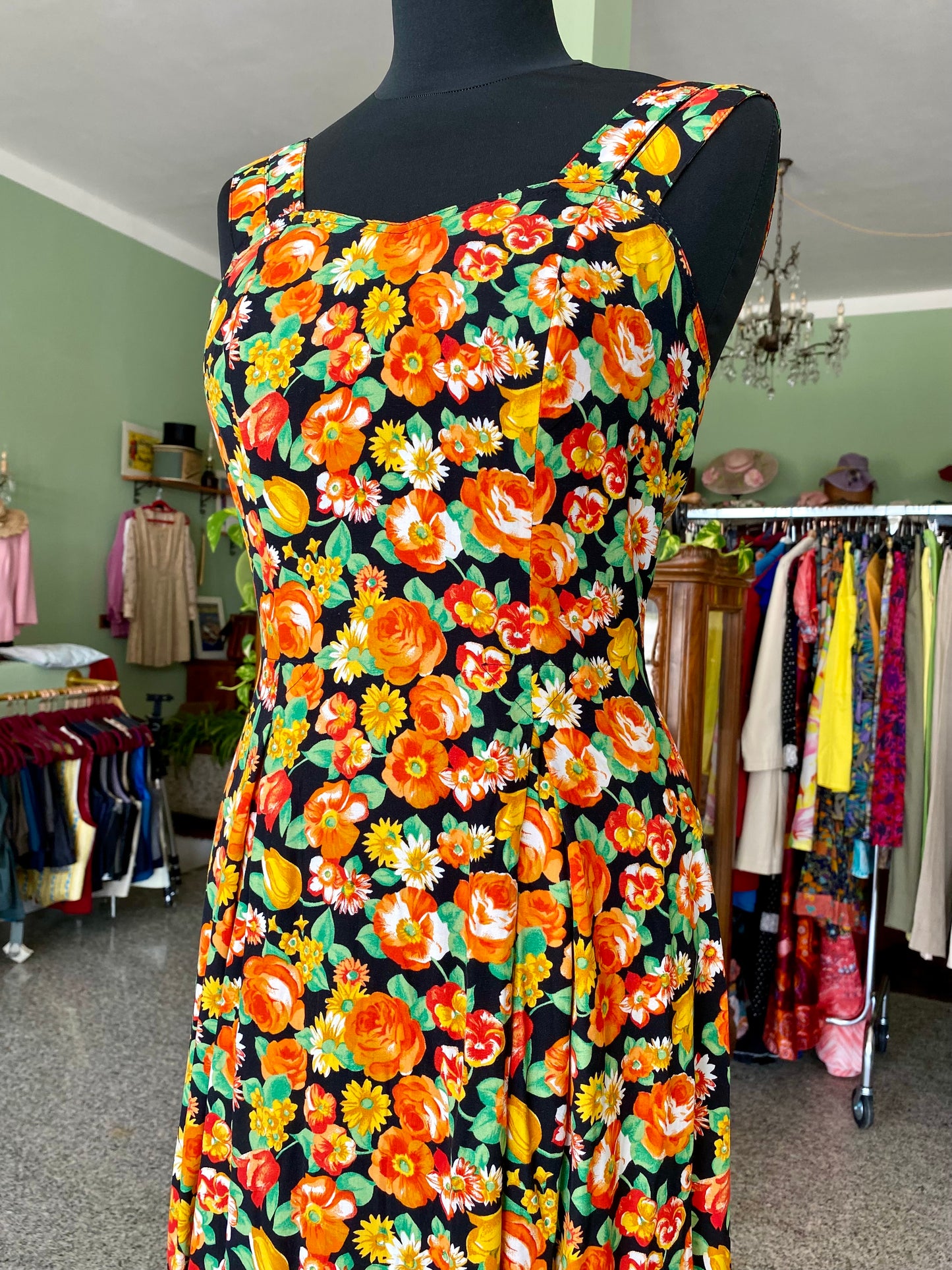 Abito con stampa floreale - TG. 38/40 con poco seno