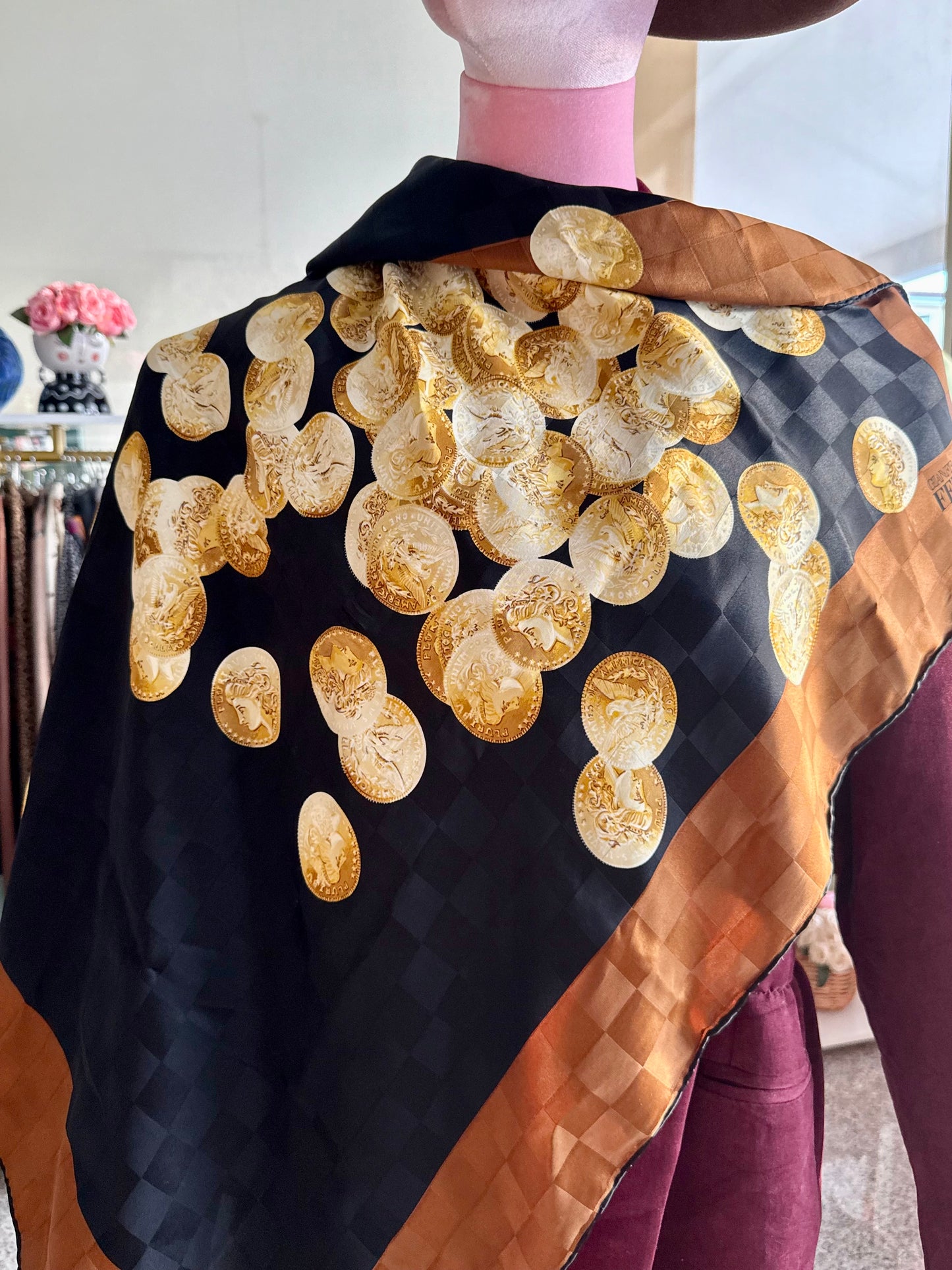 Foulard in seta Gianfranco Ferré