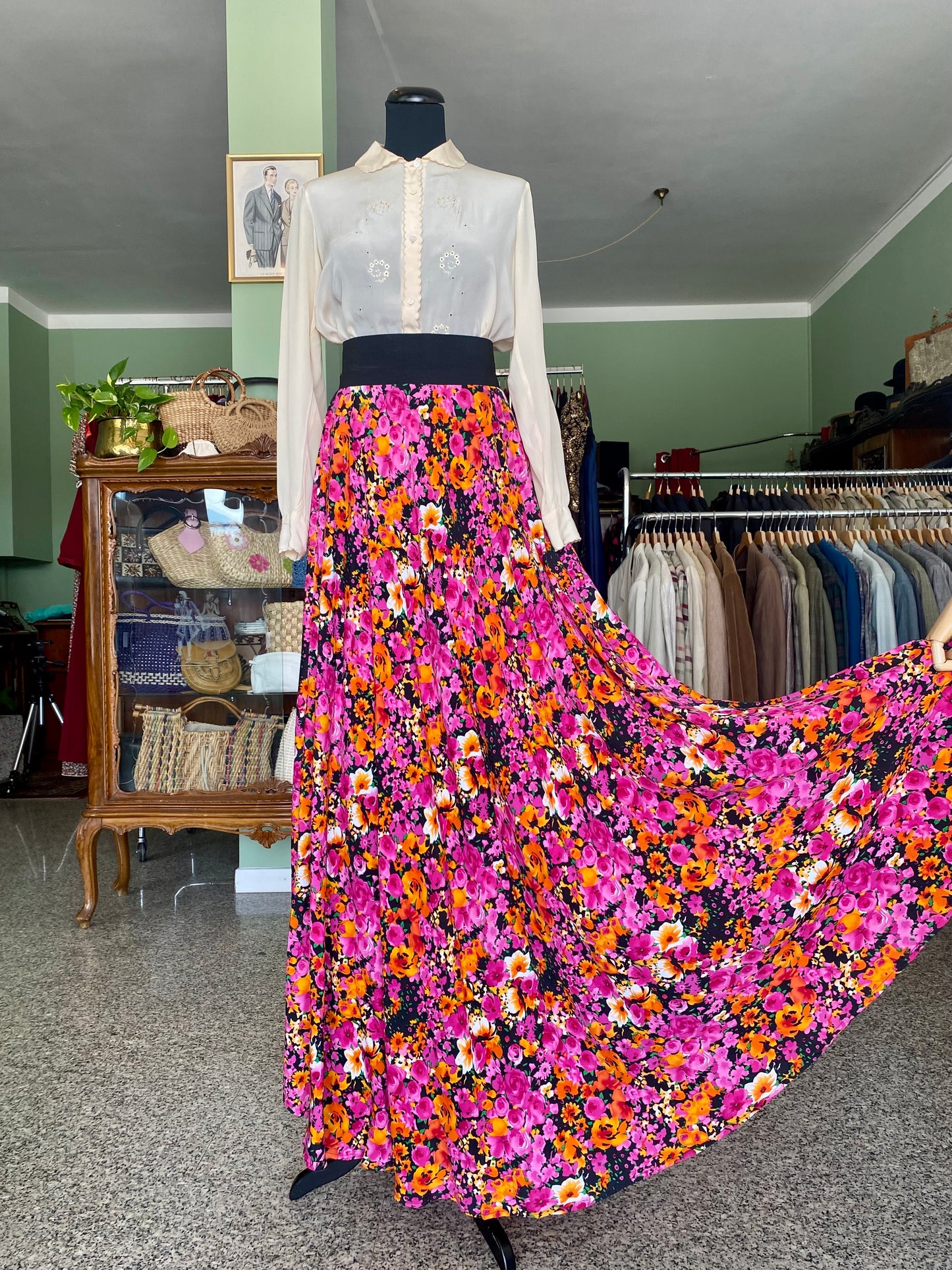 Maxi gonna anni ‘70 tripudio di fiori - TG. 38/40