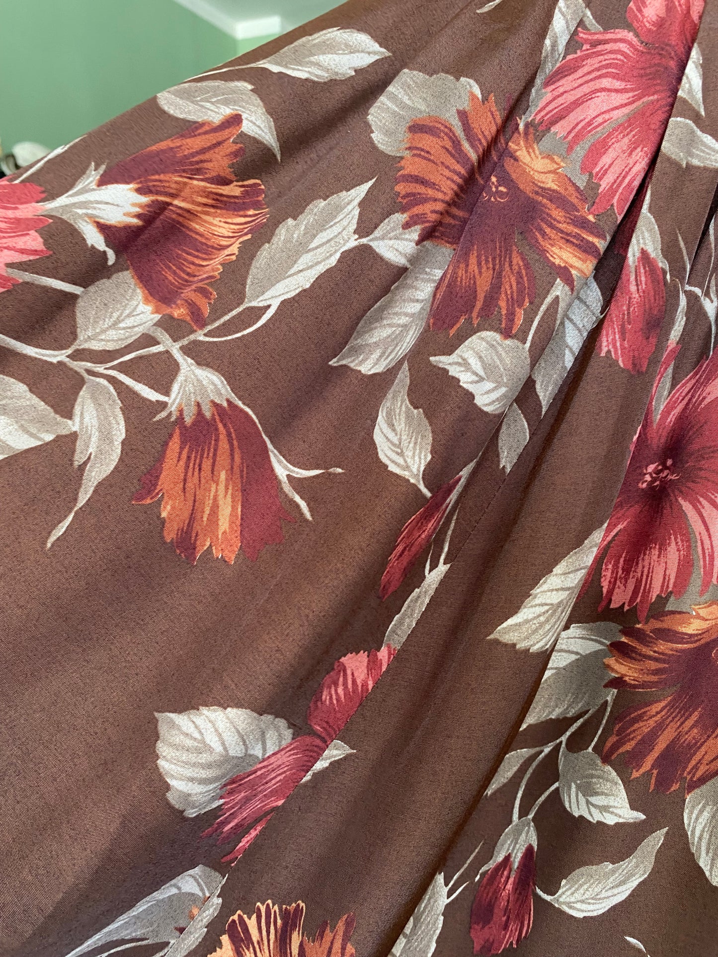Gonna floreale anno ‘70 con bottoni decorativi - TG. 38