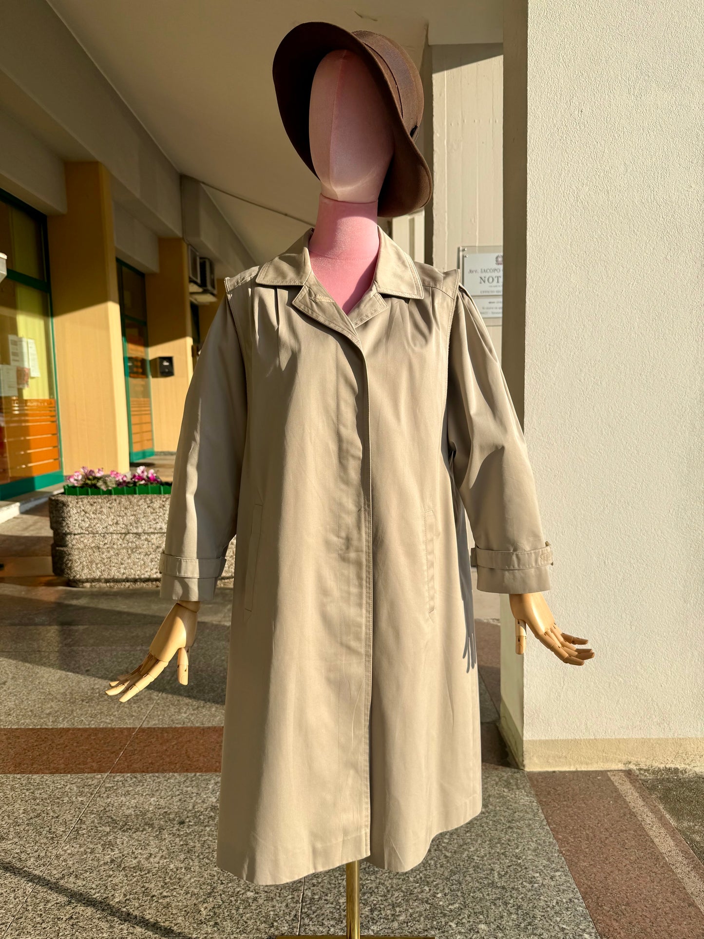 Trench fine anni ‘70 beige - TG. 44