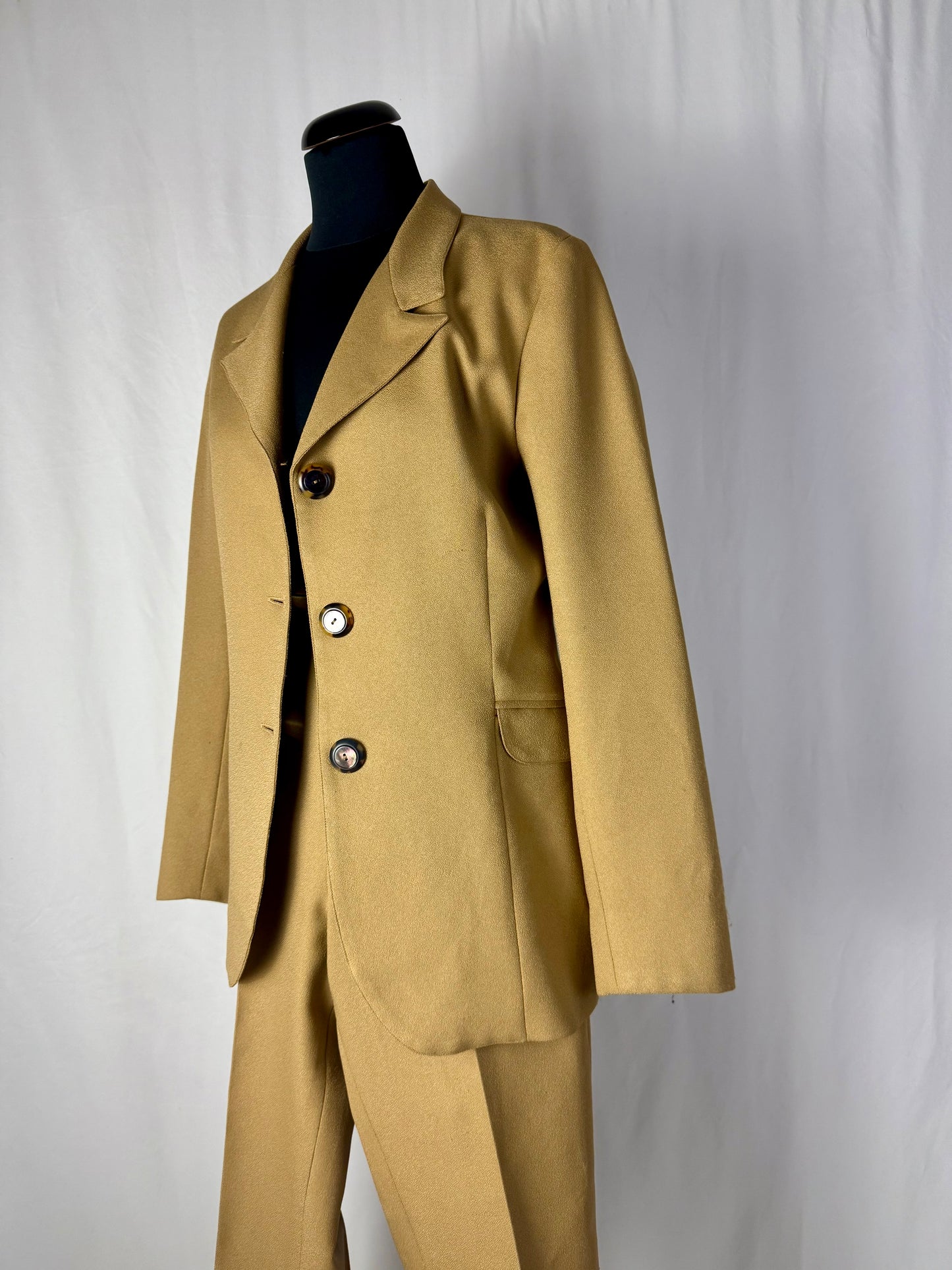 Completo sartoriale in crepe di lana color sabbia - TG. 40